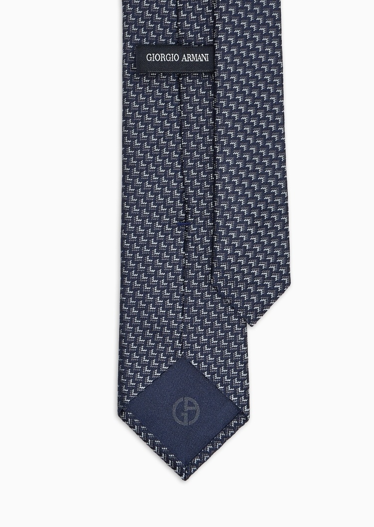 Giorgio Armani 男士桑蚕丝手打箭头型撞色几何提花领带