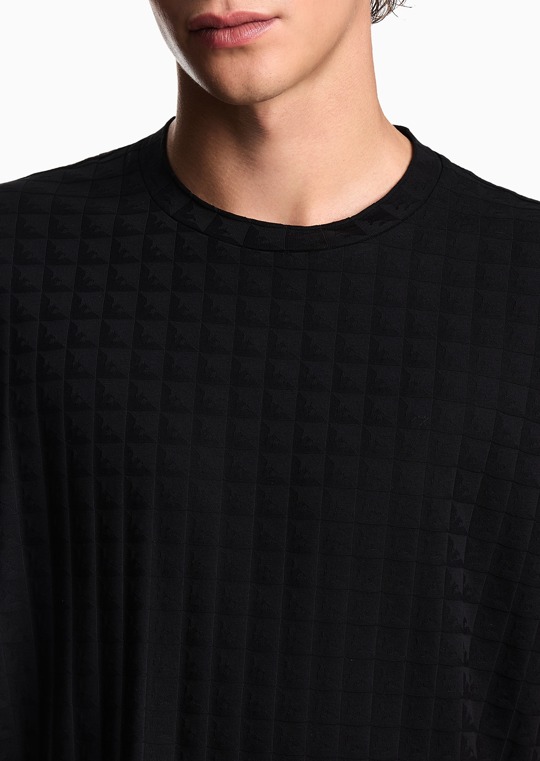 Emporio Armani 男士全棉宽松短袖圆领重磅通体提花T恤衫