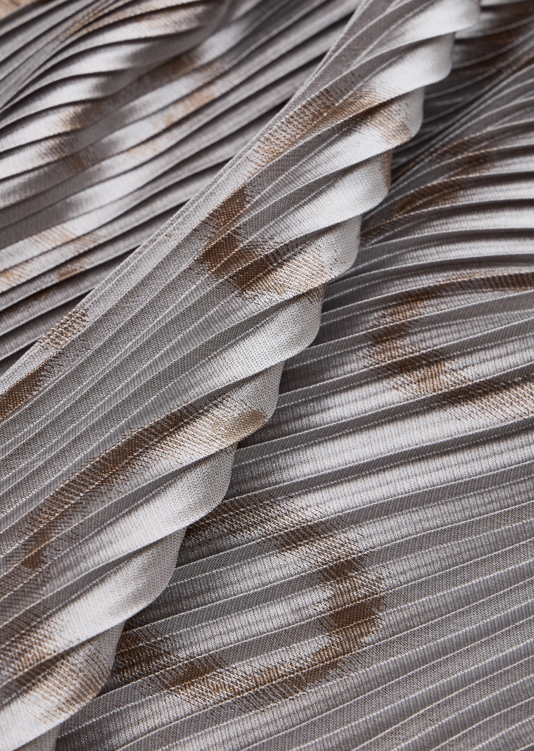 Giorgio Armani 女士季桑蚕丝混纺褶裥双色印花休闲围巾