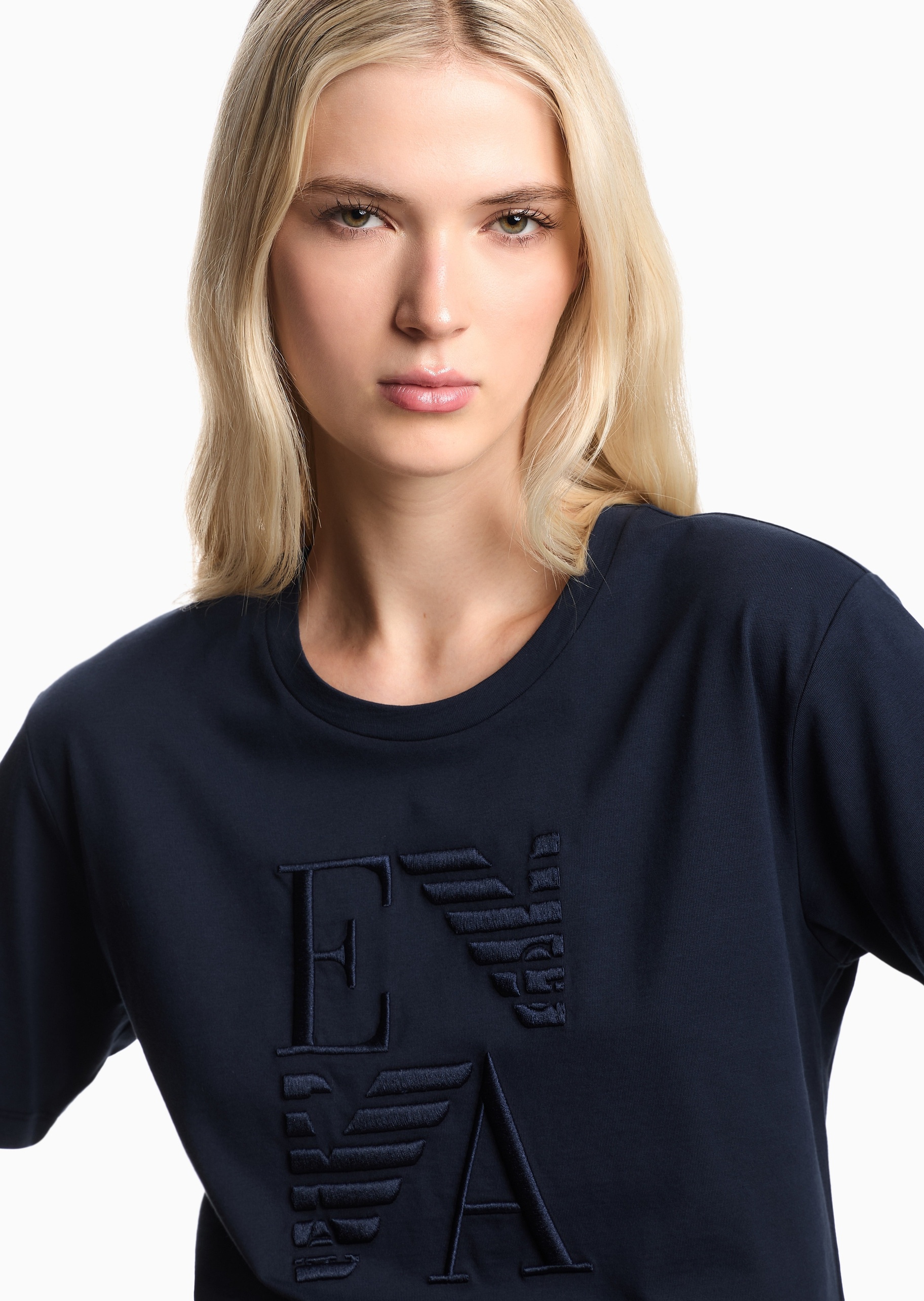 Emporio Armani 女士全棉合身短袖圆领刺绣薄T恤