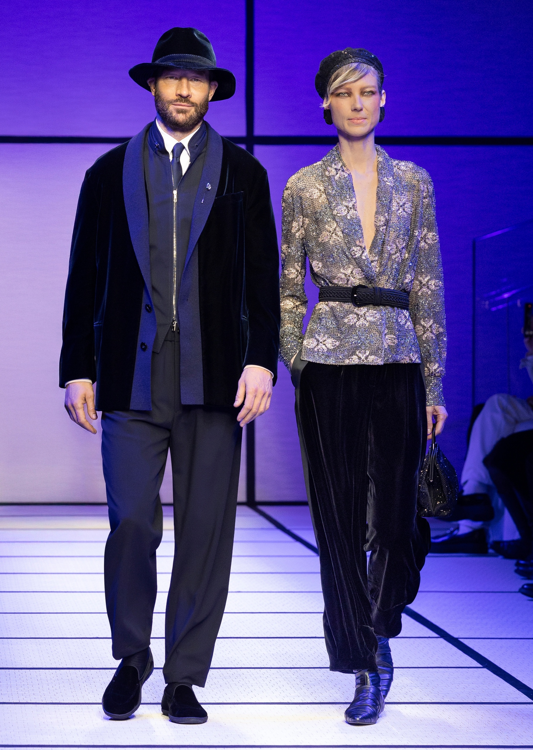 Giorgio Armani 男士弹力合身长袖翻领秀场同款纯色衬衫