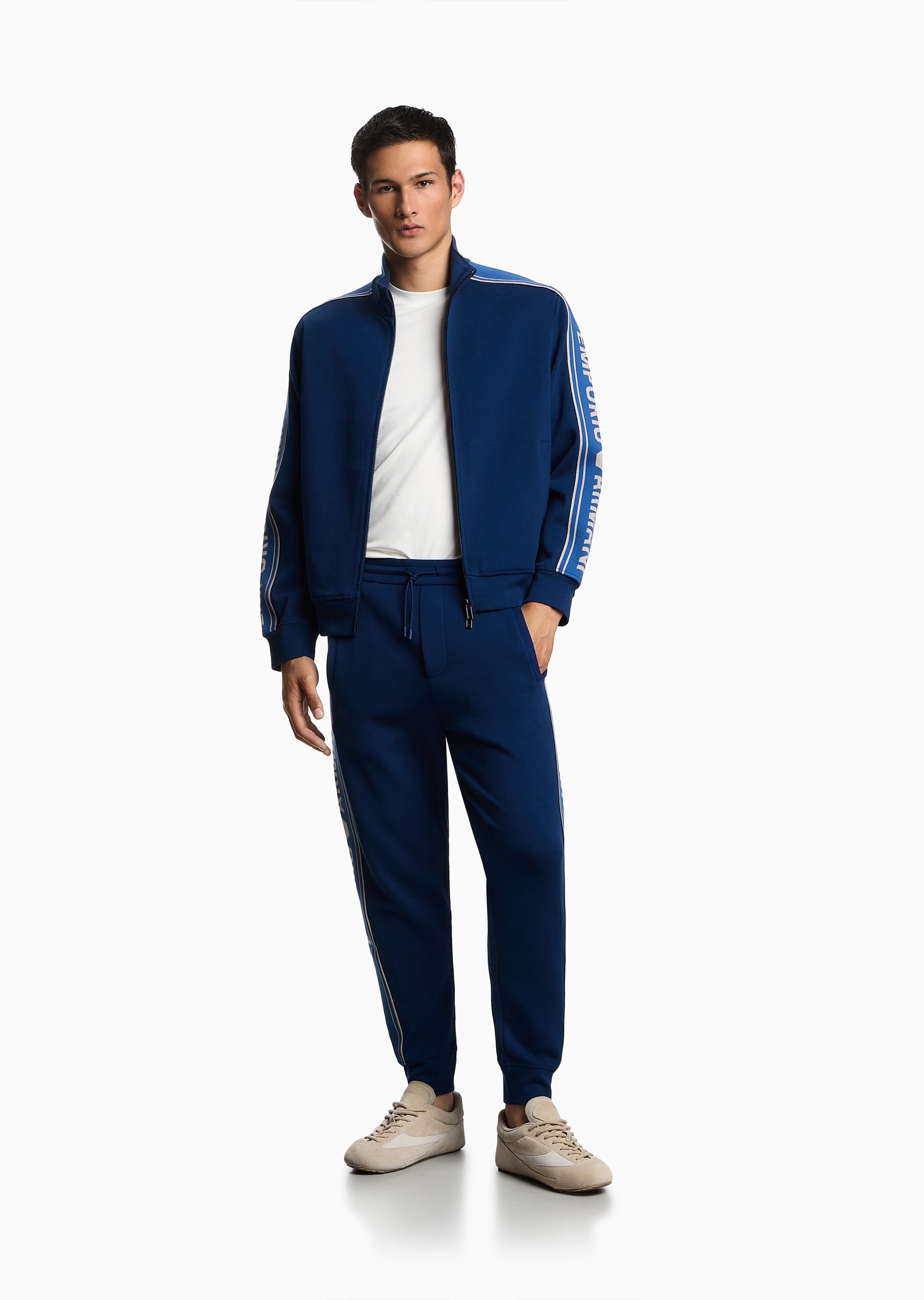 Emporio Armani 男士宽松休闲复古锥形束脚运动卫裤