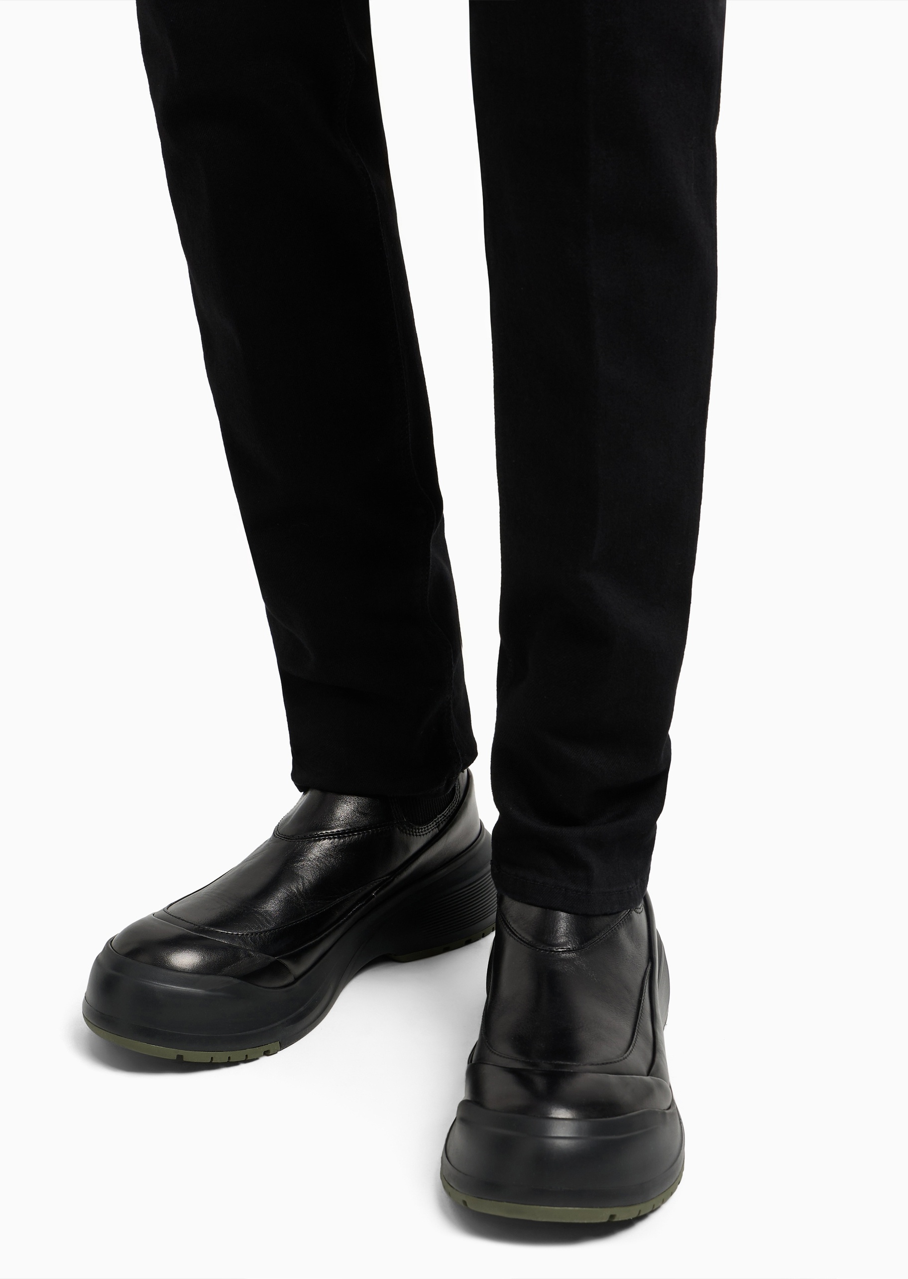 Emporio Armani 七夕限定男士低腰修身微弹直筒牛仔裤