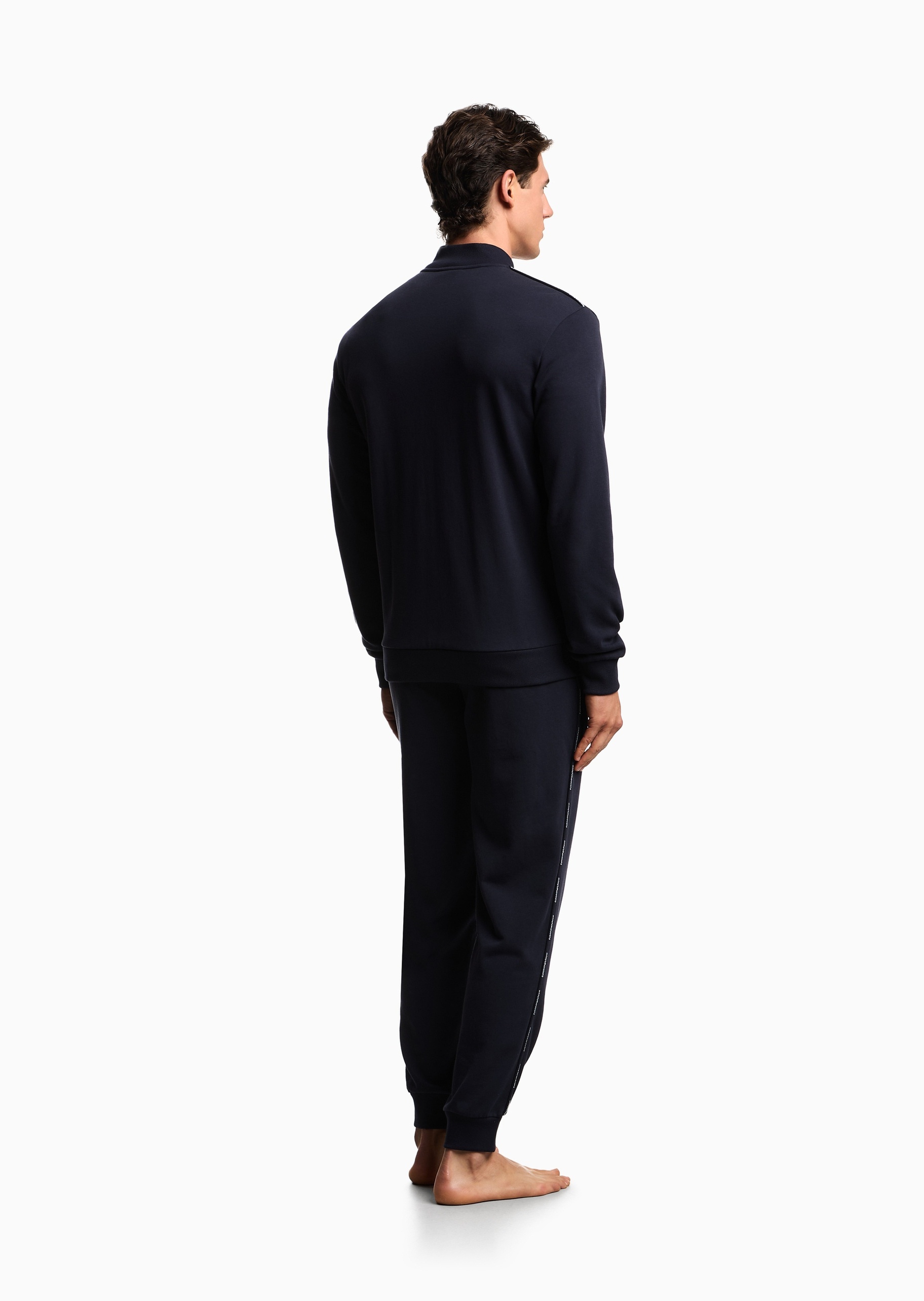 Emporio Armani 男士棒球领开衫束脚长裤家居服套装