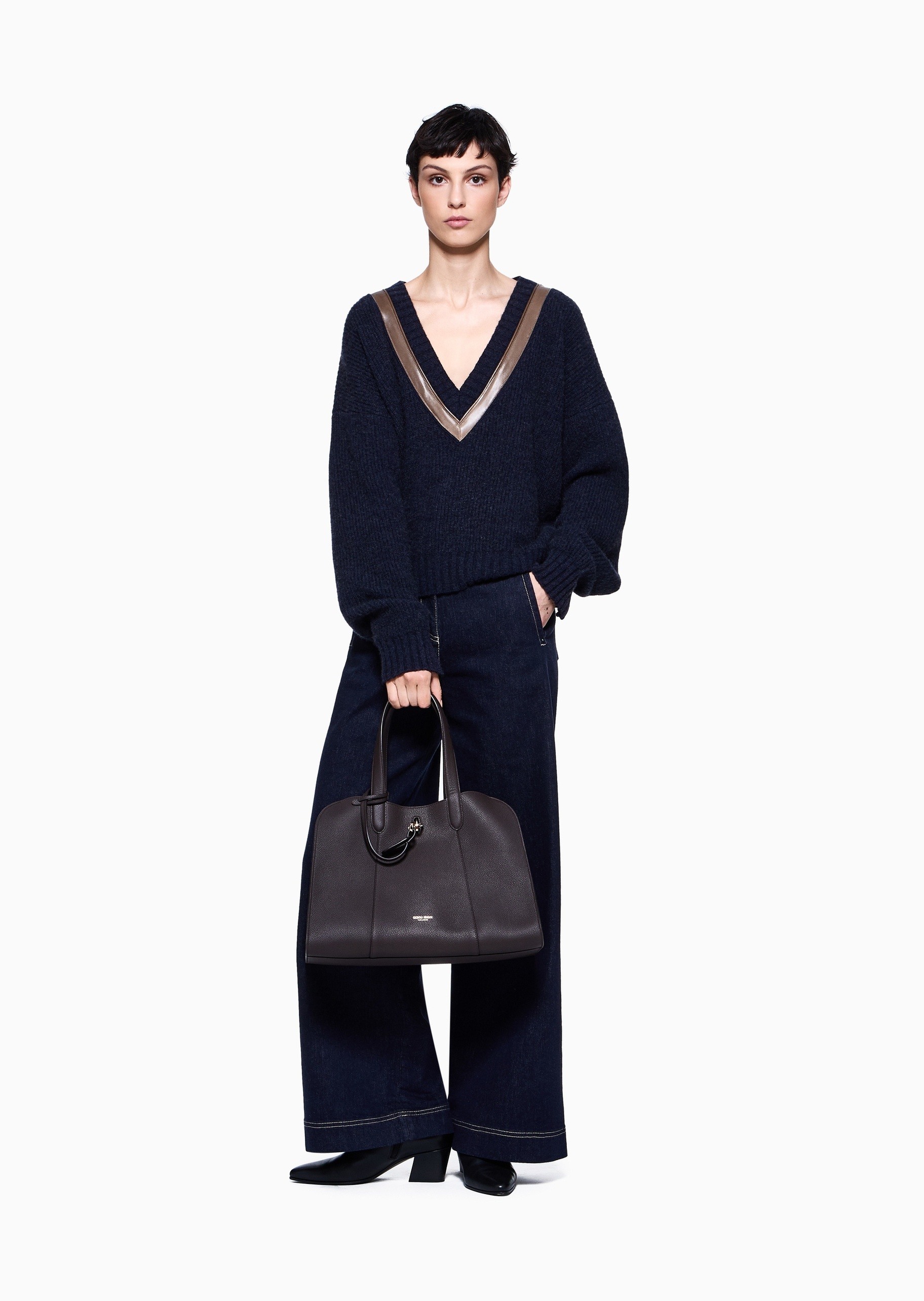 Giorgio Armani 女士纯棉微弹宽松中腰长款直筒牛仔裤