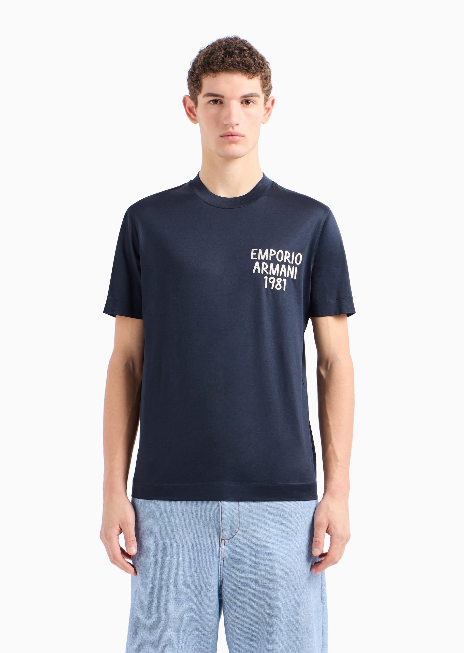 Emporio Armani 男士莱赛尔重磅合身短袖圆领刺绣T恤