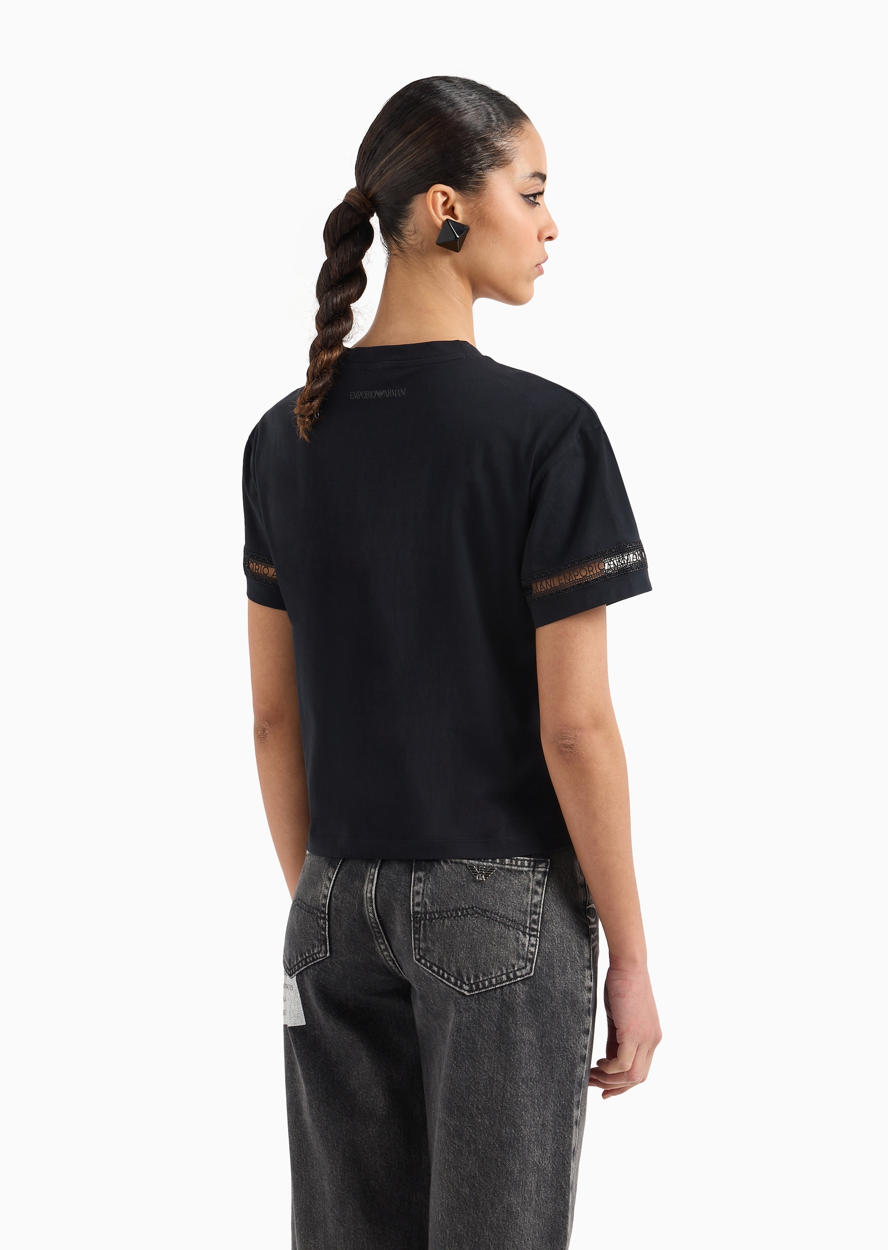 Emporio Armani 女士全棉合身短袖圆领镂空字母饰带T恤
