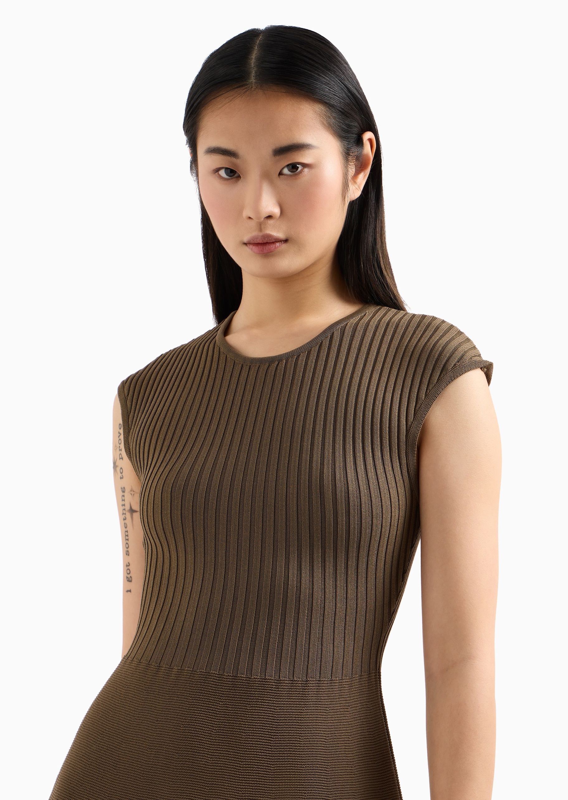 ARMANI EXCHANGE 女士修身无袖中长款圆领纯色连衣裙