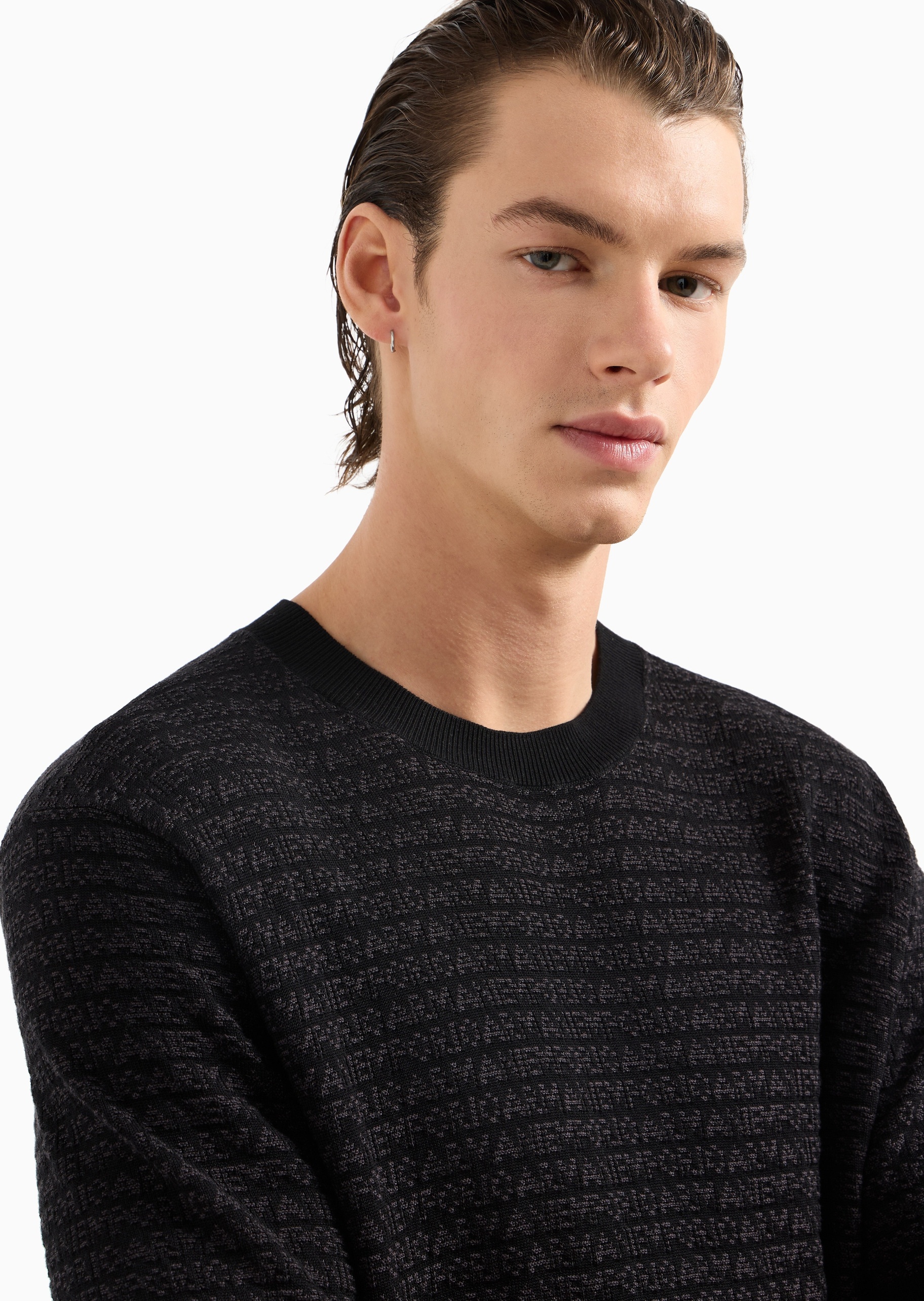 Emporio Armani 男士莱赛尔合身短袖圆领通体提花针织衫