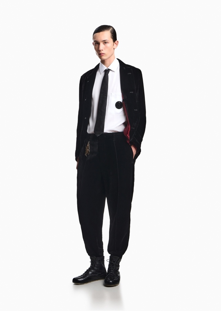 Emporio Armani 男士宽松长款锥形束脚雪尼尔休闲裤