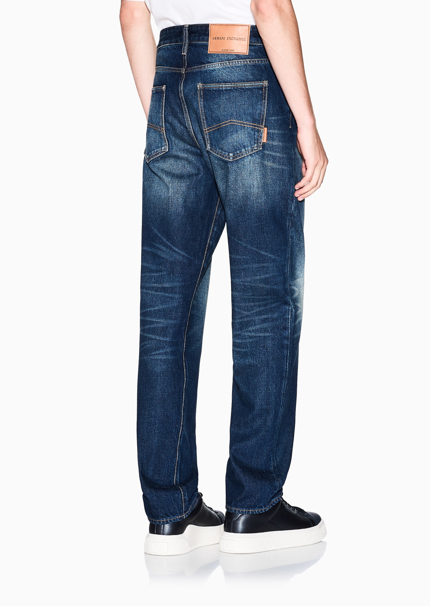 ARMANI EXCHANGE 男士直筒纯棉复古休闲水洗牛仔裤长裤