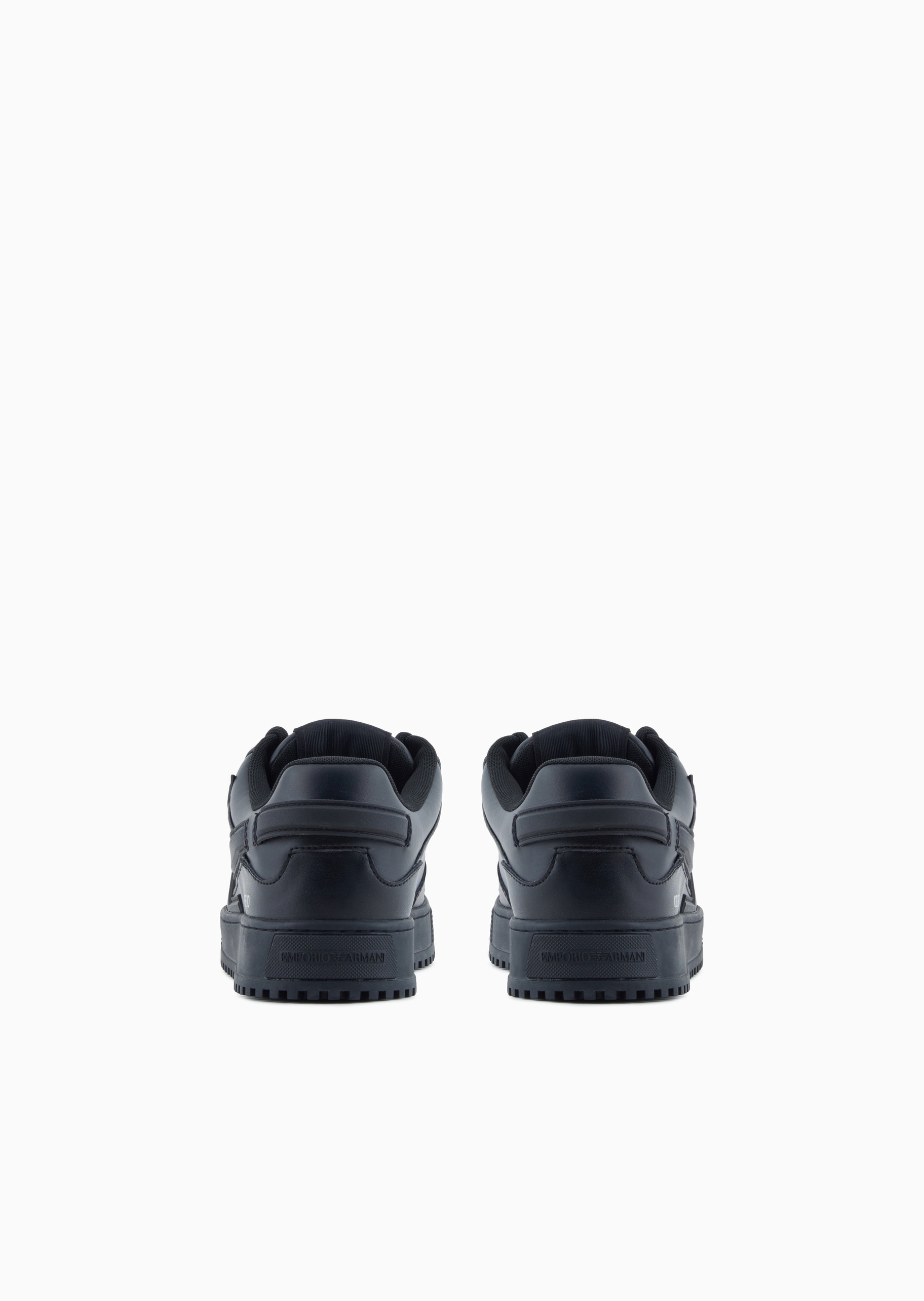 Emporio Armani 男士轻户外牛剖层革厚底休闲运动板鞋