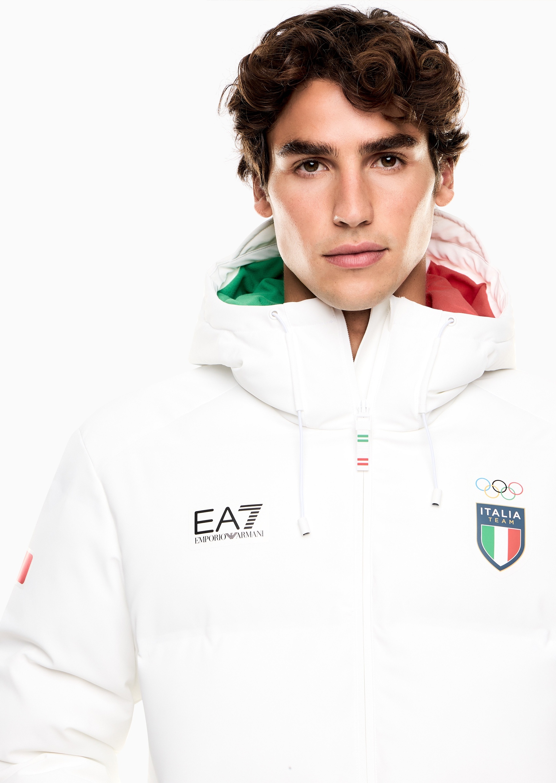 EA7 男士合身长袖连帽户外运动滑雪棉服