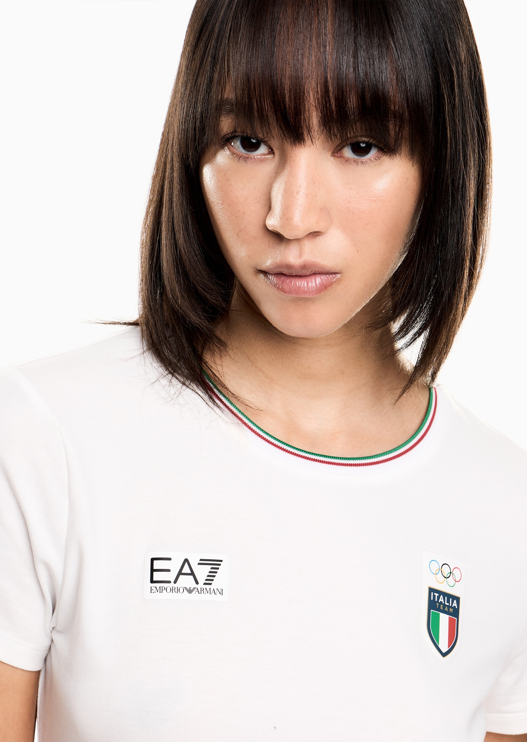 EA7 女士弹力修身短袖圆领运动训练T恤