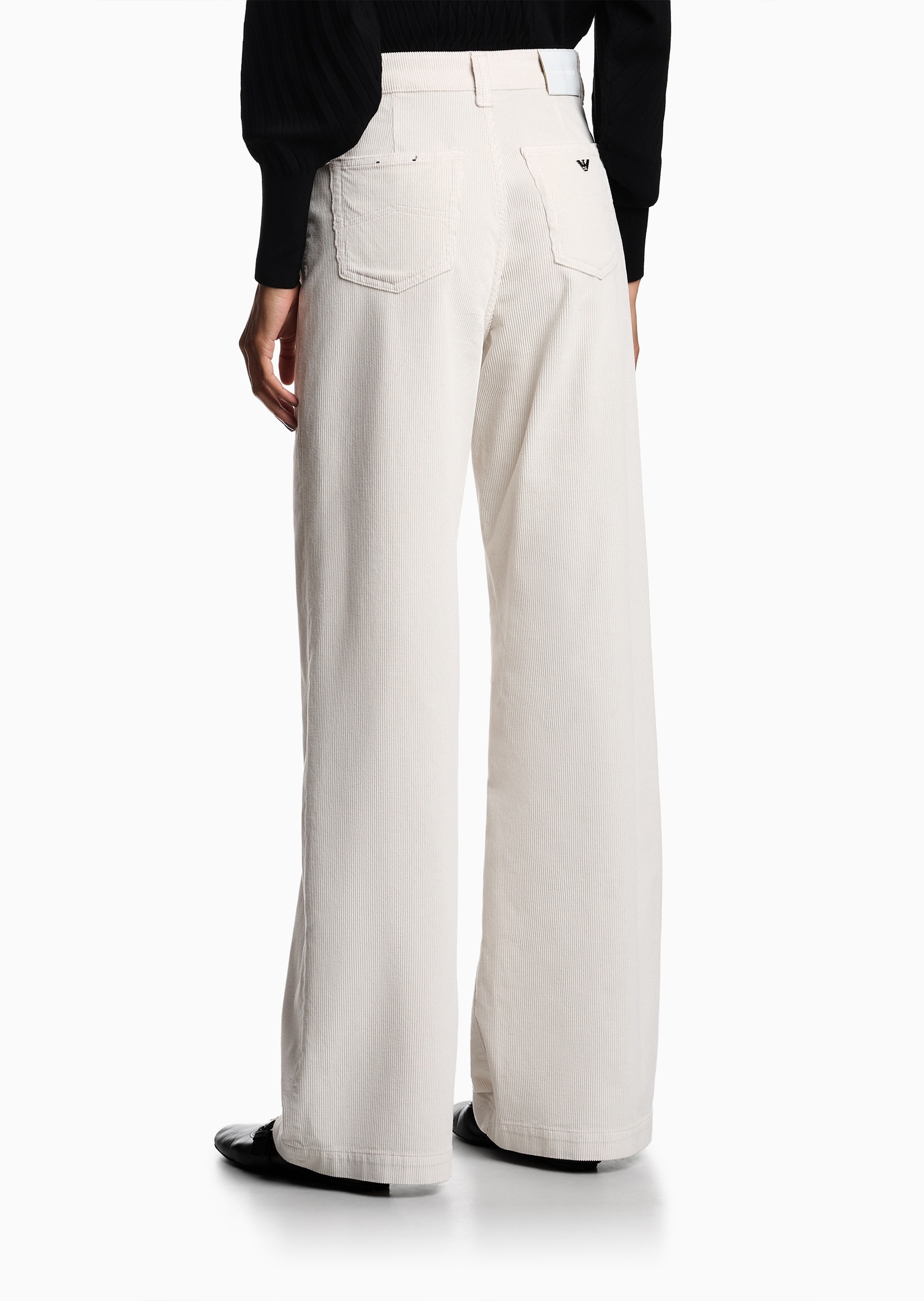 Emporio Armani 女士阔腿复古度假休闲松弛感灯芯绒牛仔裤