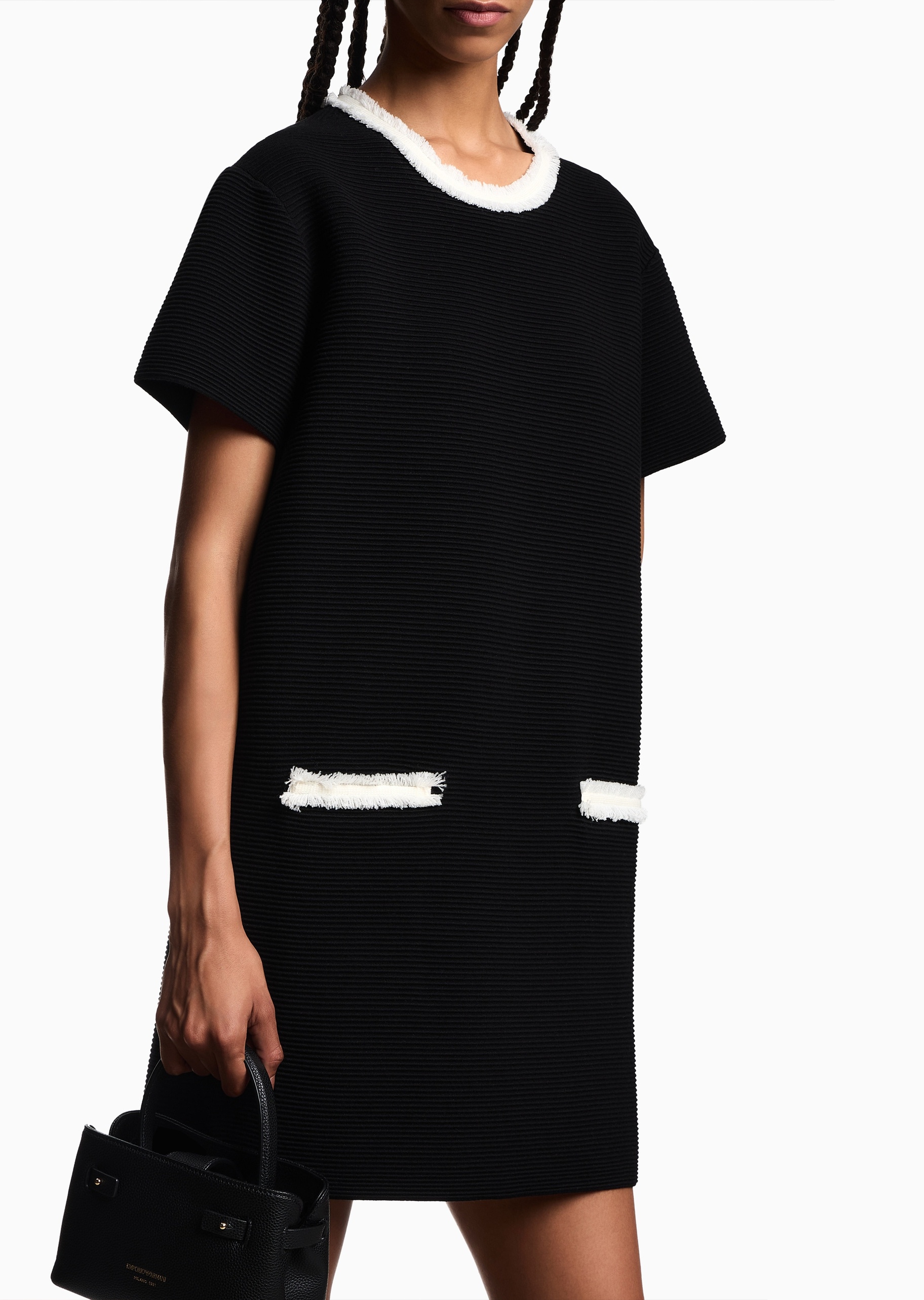 Emporio Armani 女士楼梯布短袖短款饰边圆领连衣裙