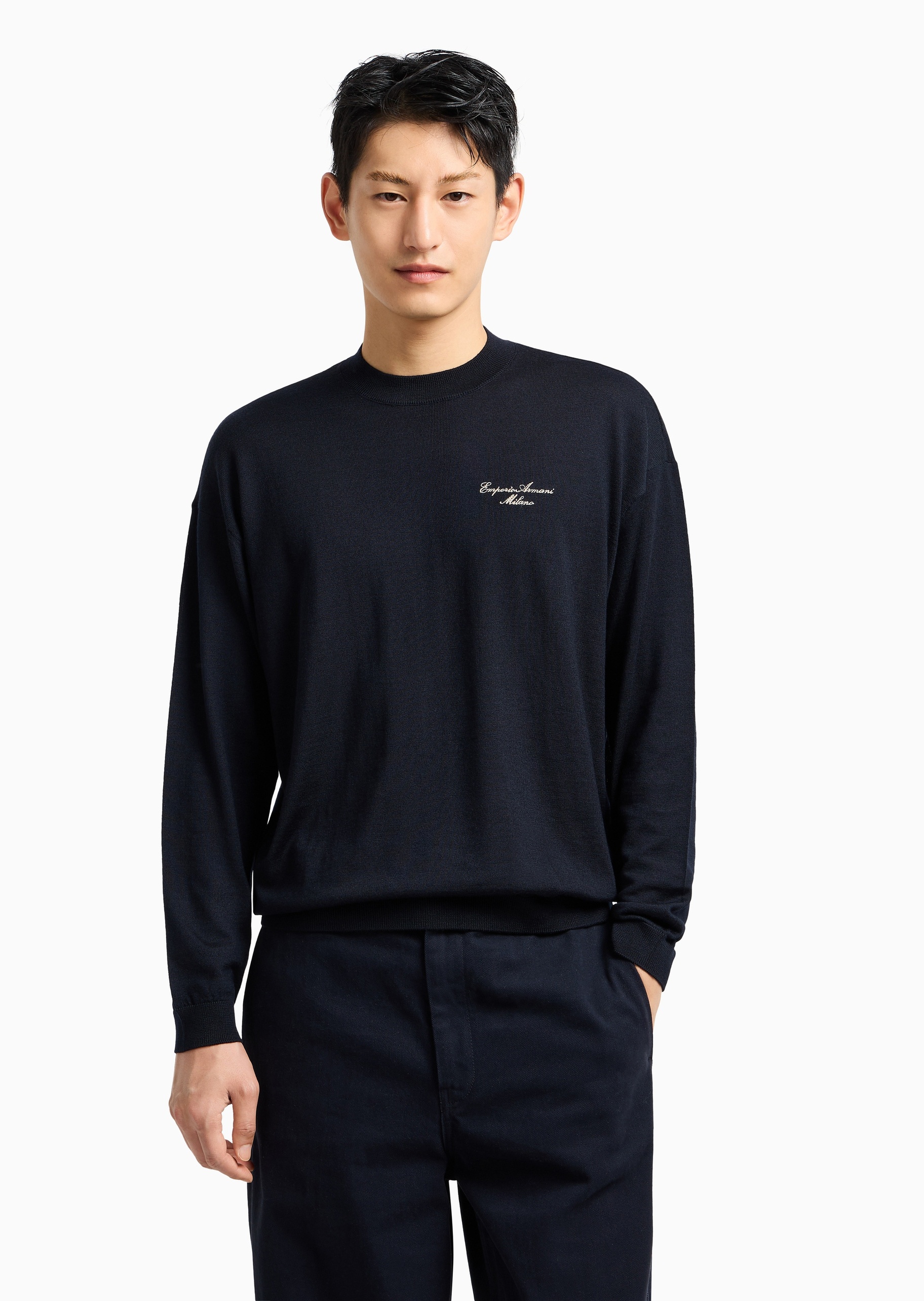 Emporio Armani 男士全绵羊毛合身长袖圆领纯色打底套头毛衣