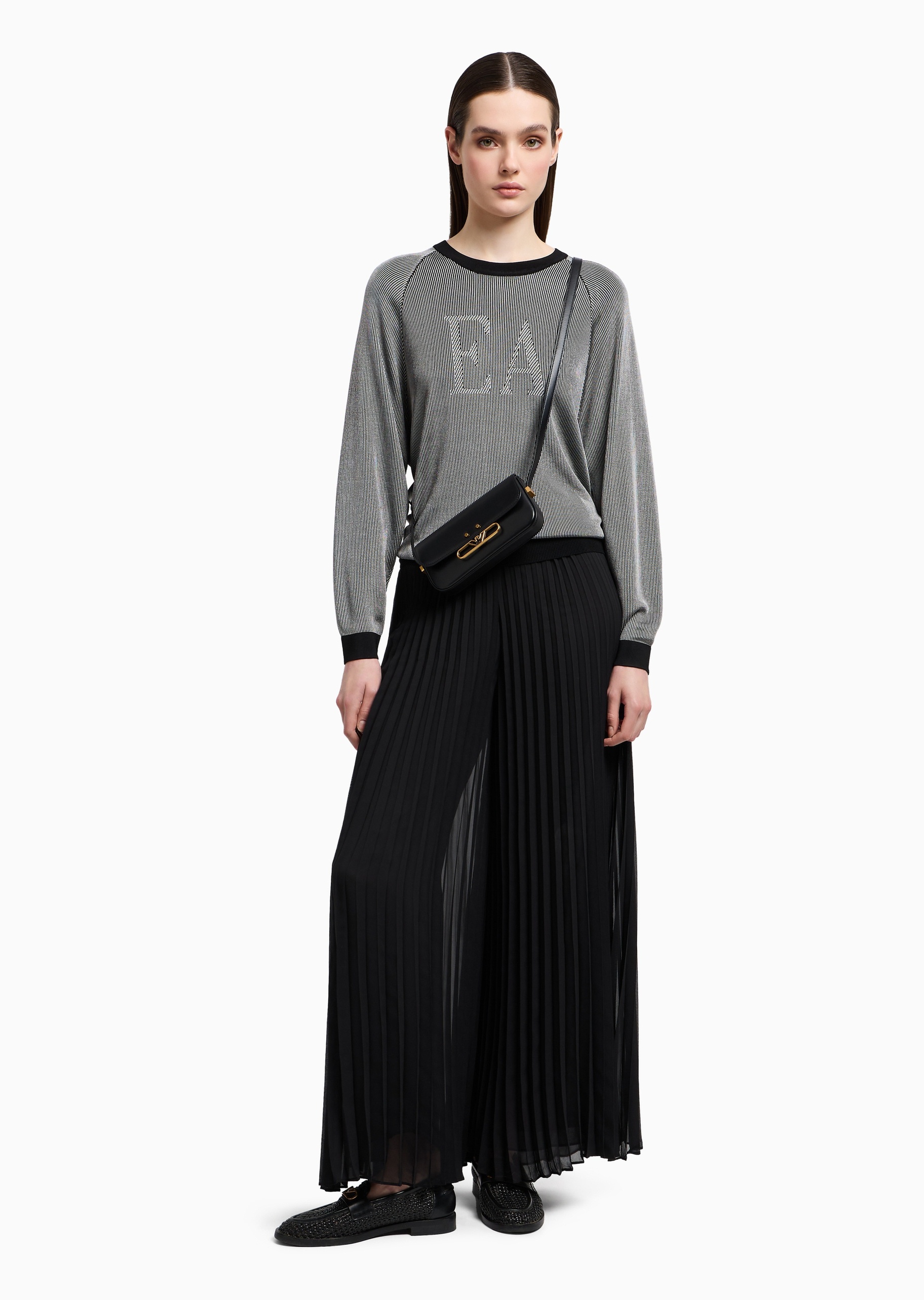 Emporio Armani 女士合身长袖圆领插肩竖向罗纹提花针织衫