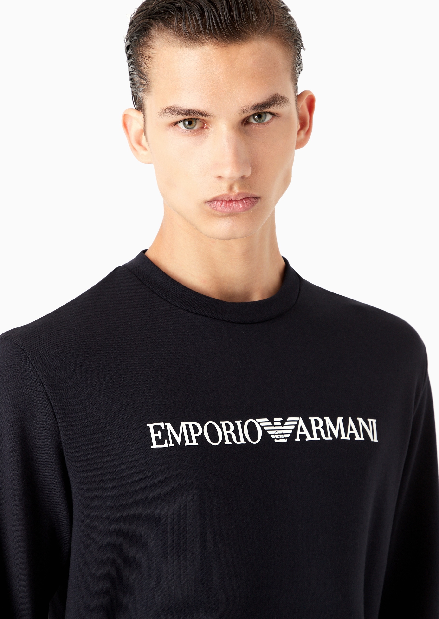 Emporio Armani 男女同款套头圆领落肩莫代尔休闲卫衣