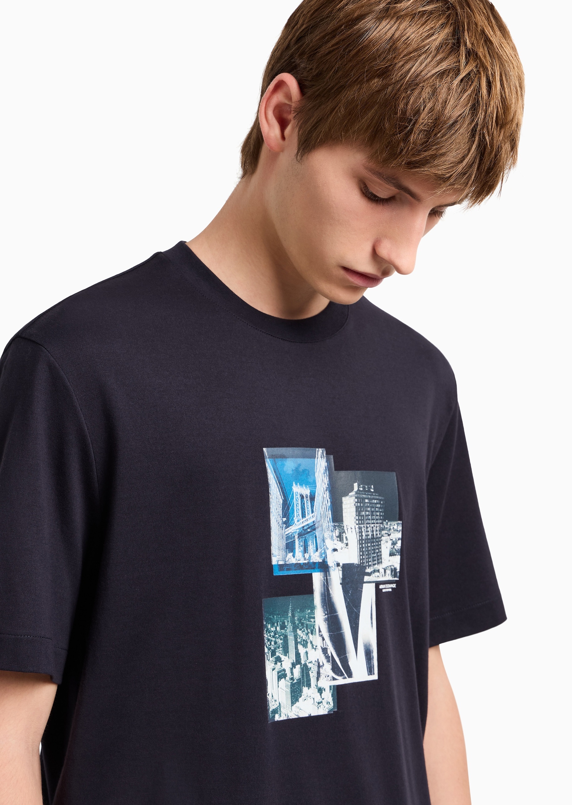 ARMANI EXCHANGE 男士全棉宽松短袖圆领都市街景印花T恤