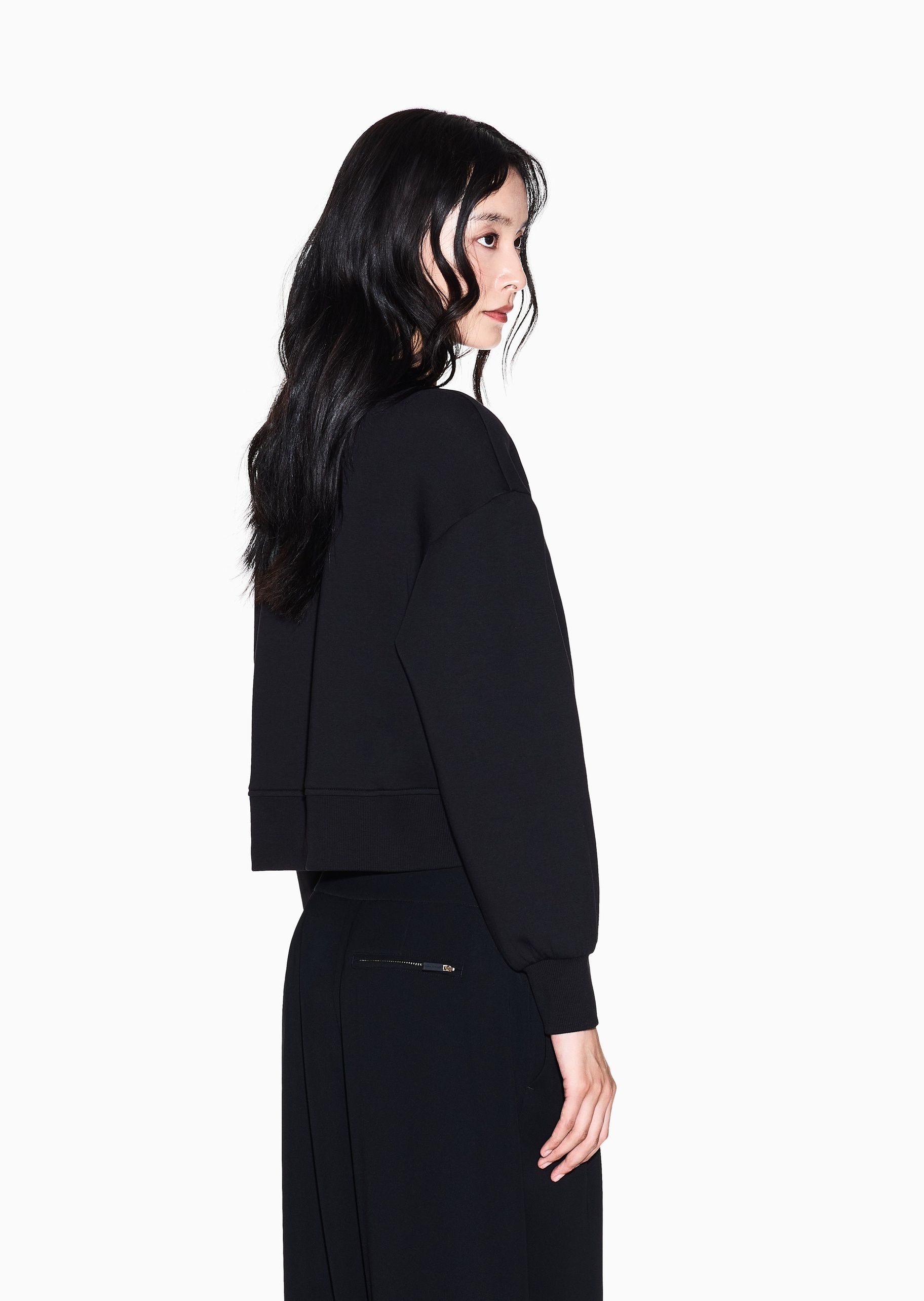 ARMANI EXCHANGE 女士宽松短款圆领落肩撞色标识潮流卫衣