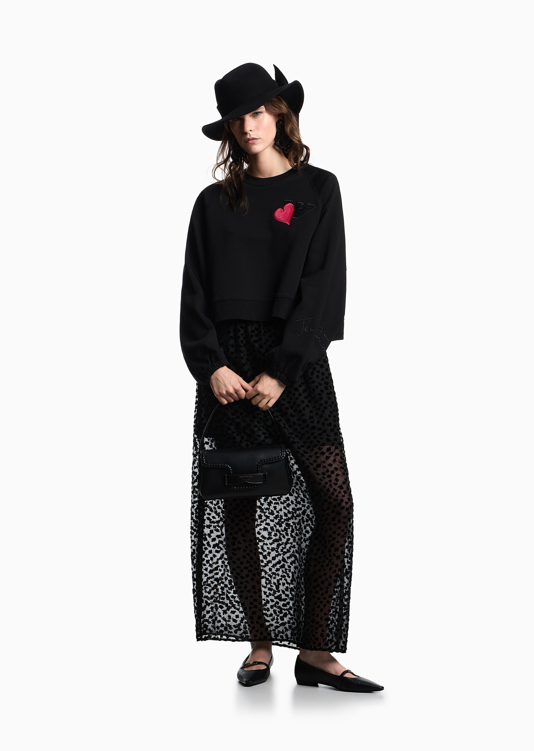 Emporio Armani 女士套头圆领宽松纯棉刺绣落肩休闲卫衣