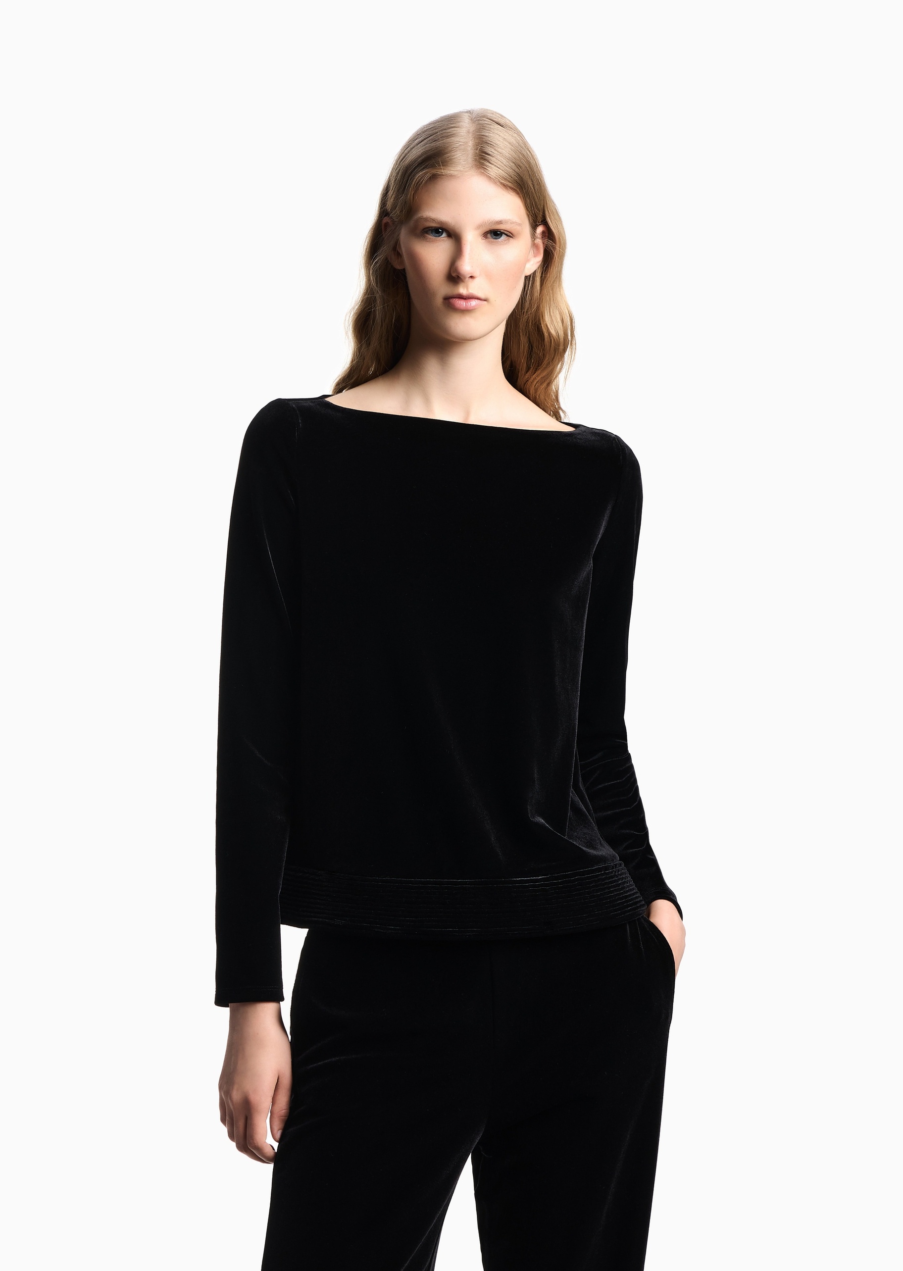 Emporio Armani 女士长袖船领罗纹优雅时尚针织衫