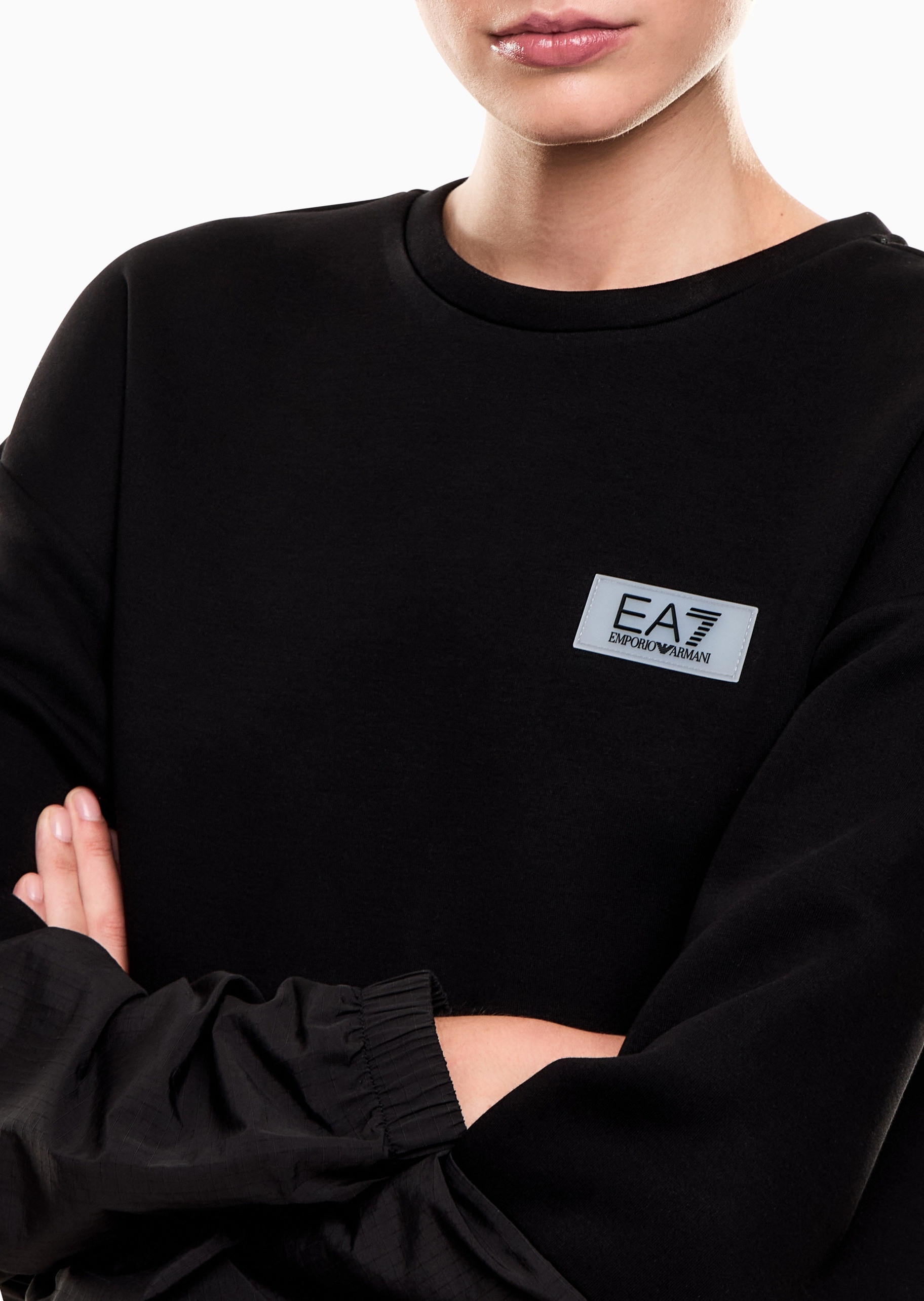 EA7 女士短款运动风圆领重磅套头卫衣