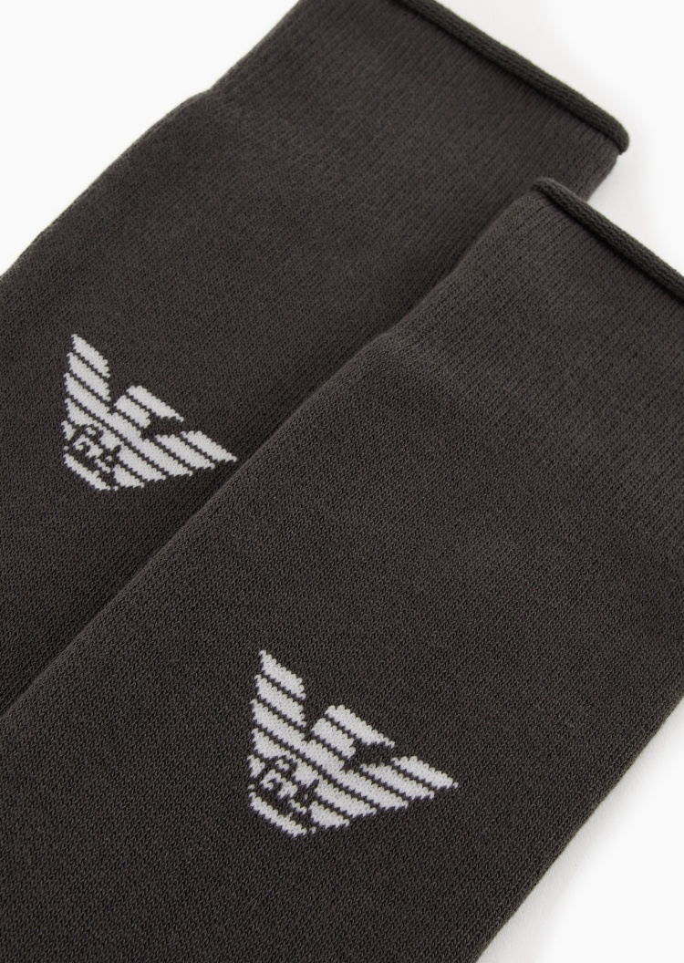 Emporio Armani 可持续系列男士棉质微弹中筒徽标提花袜子
