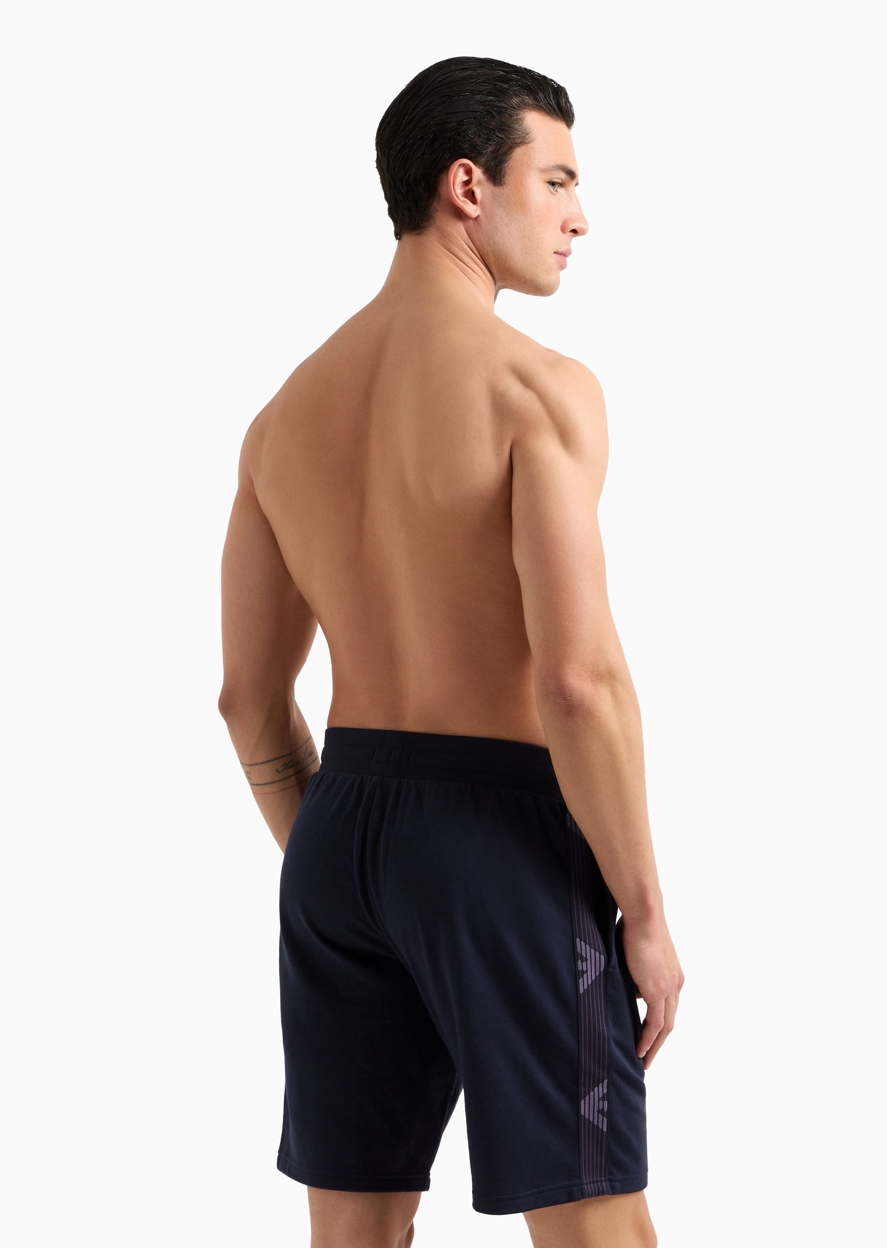 Emporio Armani 男士棉质合身系带直筒纯色家居短裤