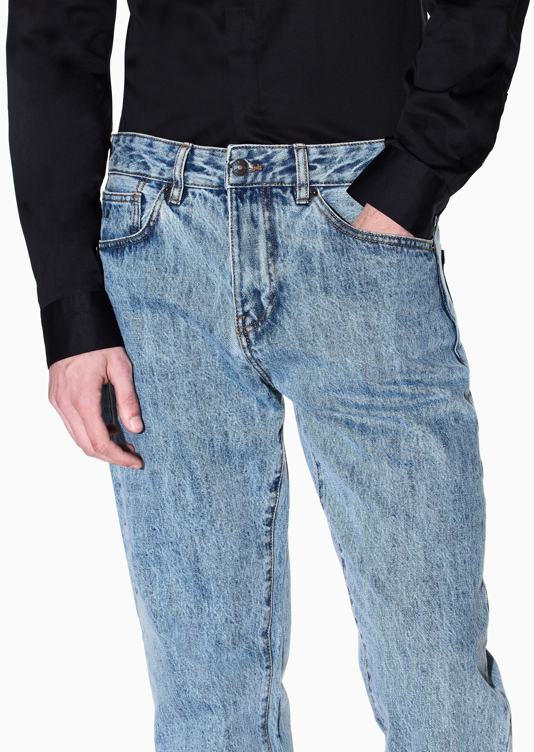 ARMANI EXCHANGE 男士纯棉低腰长款直筒水洗牛仔裤