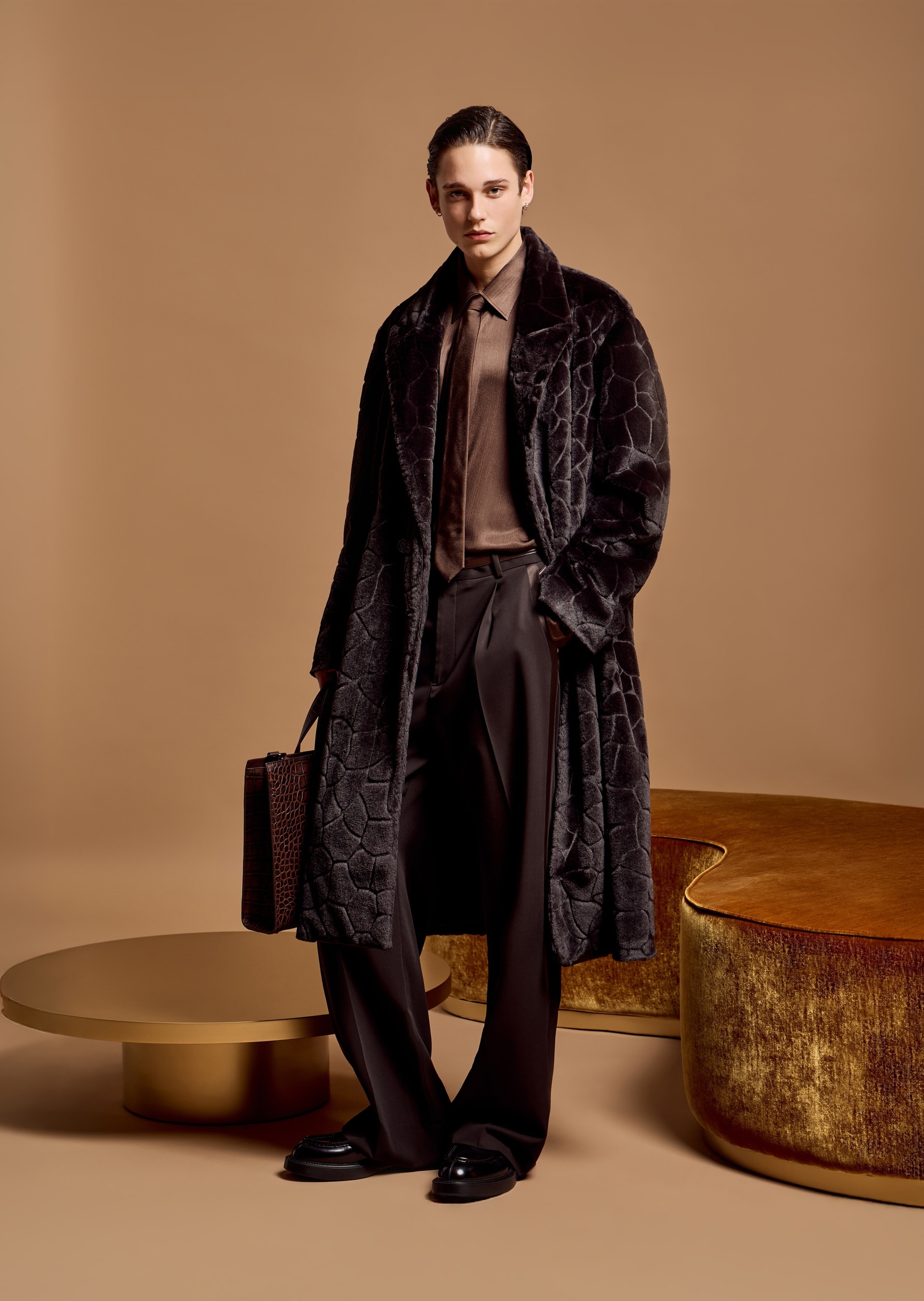 Emporio Armani 男士长袖中长款翻领老钱风肌理感绒感大衣