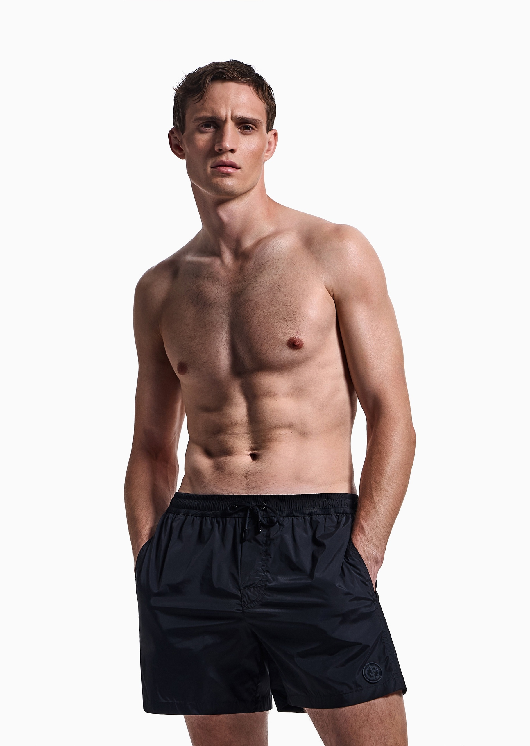 Giorgio Armani 男士松紧系带短款标识贴片纯色沙滩裤