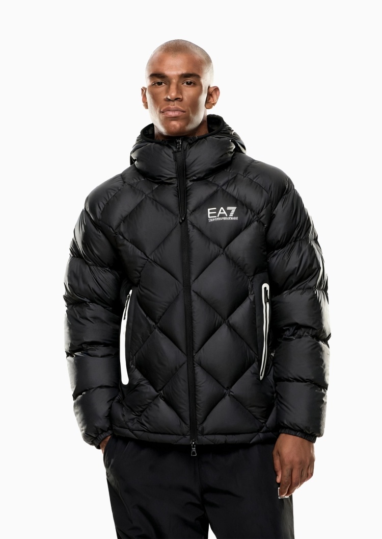 EA7 男士短款加厚宽松连帽拉链菱形绗缝羽绒服