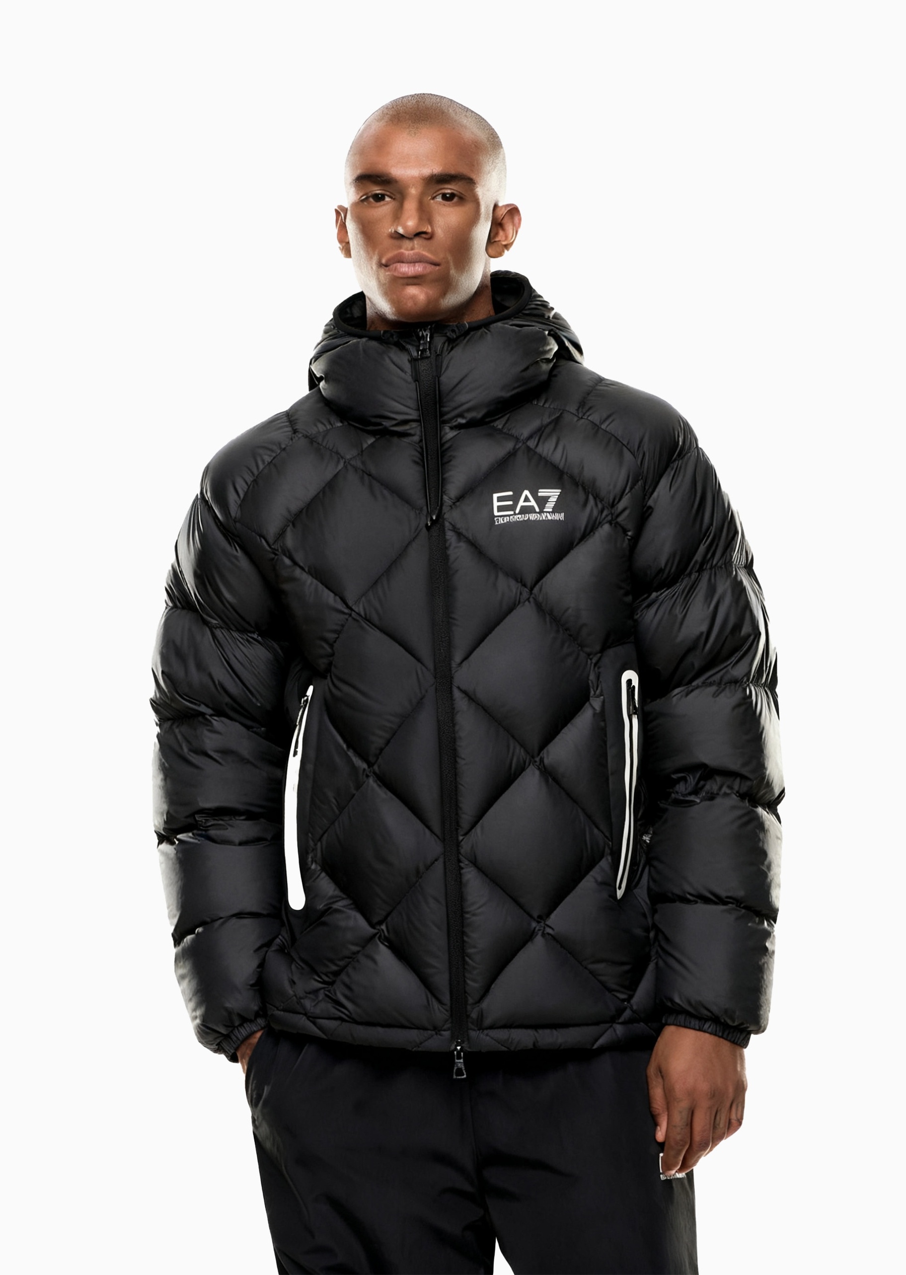 EA7 男士短款加厚宽松连帽拉链菱形绗缝羽绒服