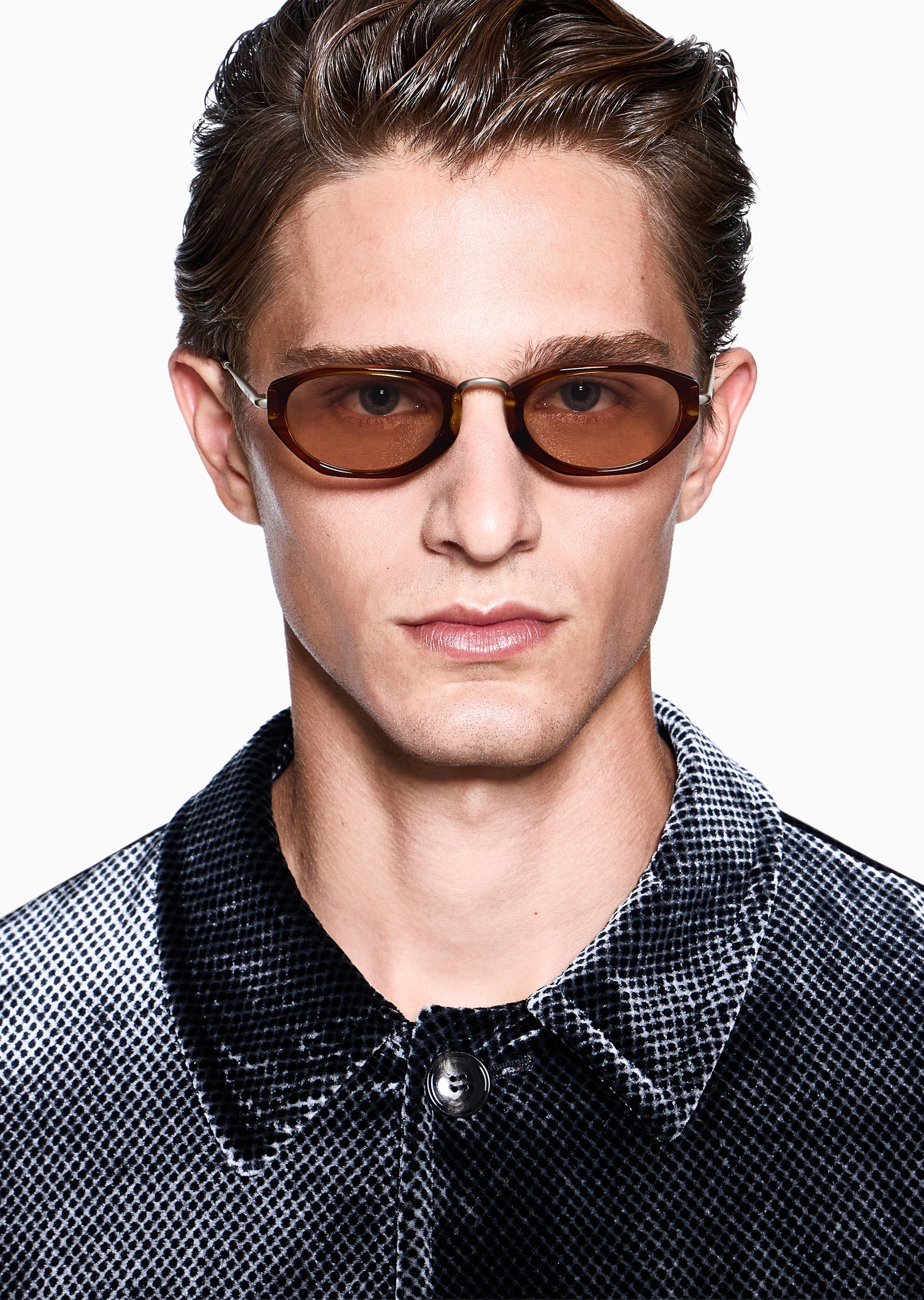 Giorgio Armani 男士不规则形小框时尚潮流太阳眼镜