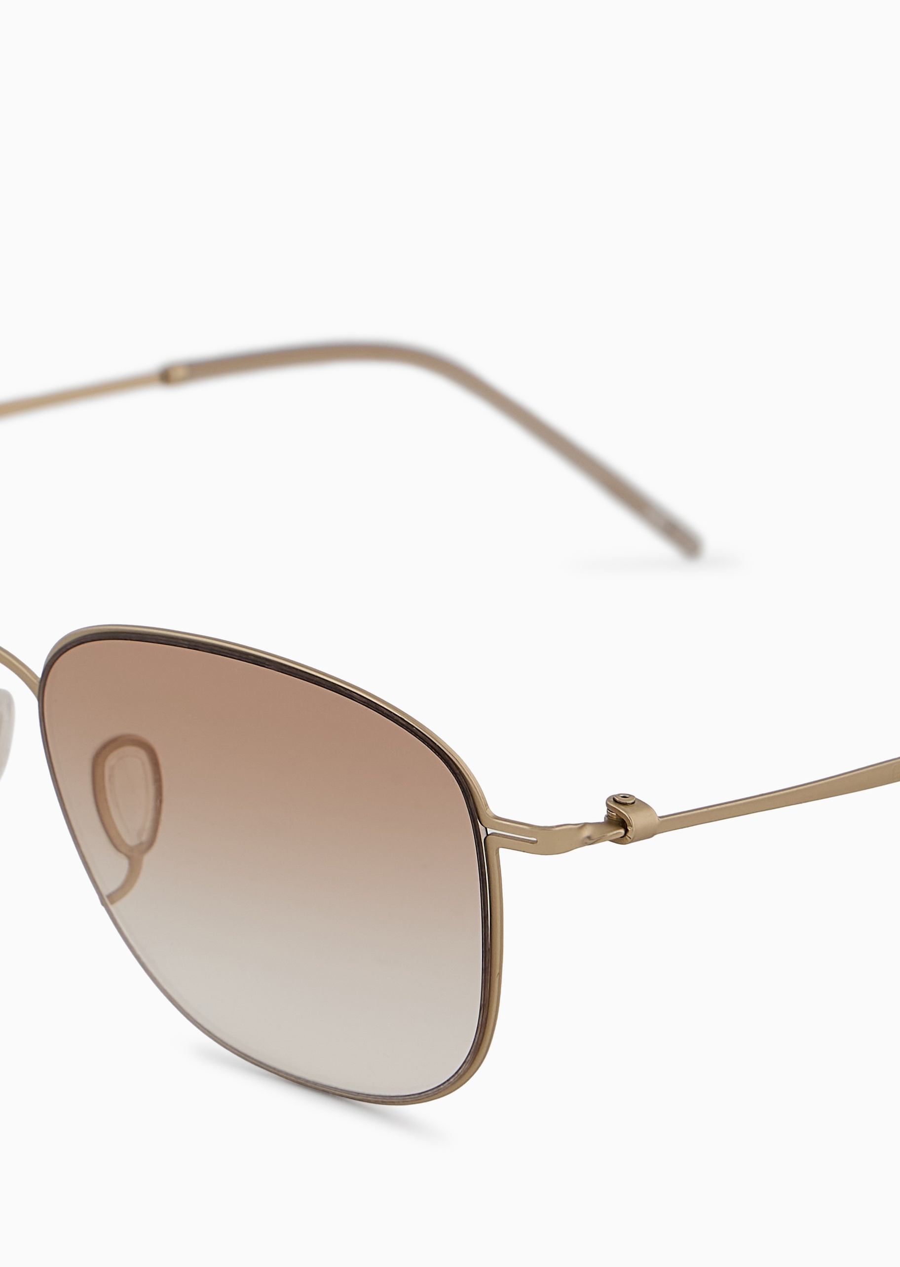 Giorgio Armani 男士枕形金属细框优雅绅士太阳眼镜