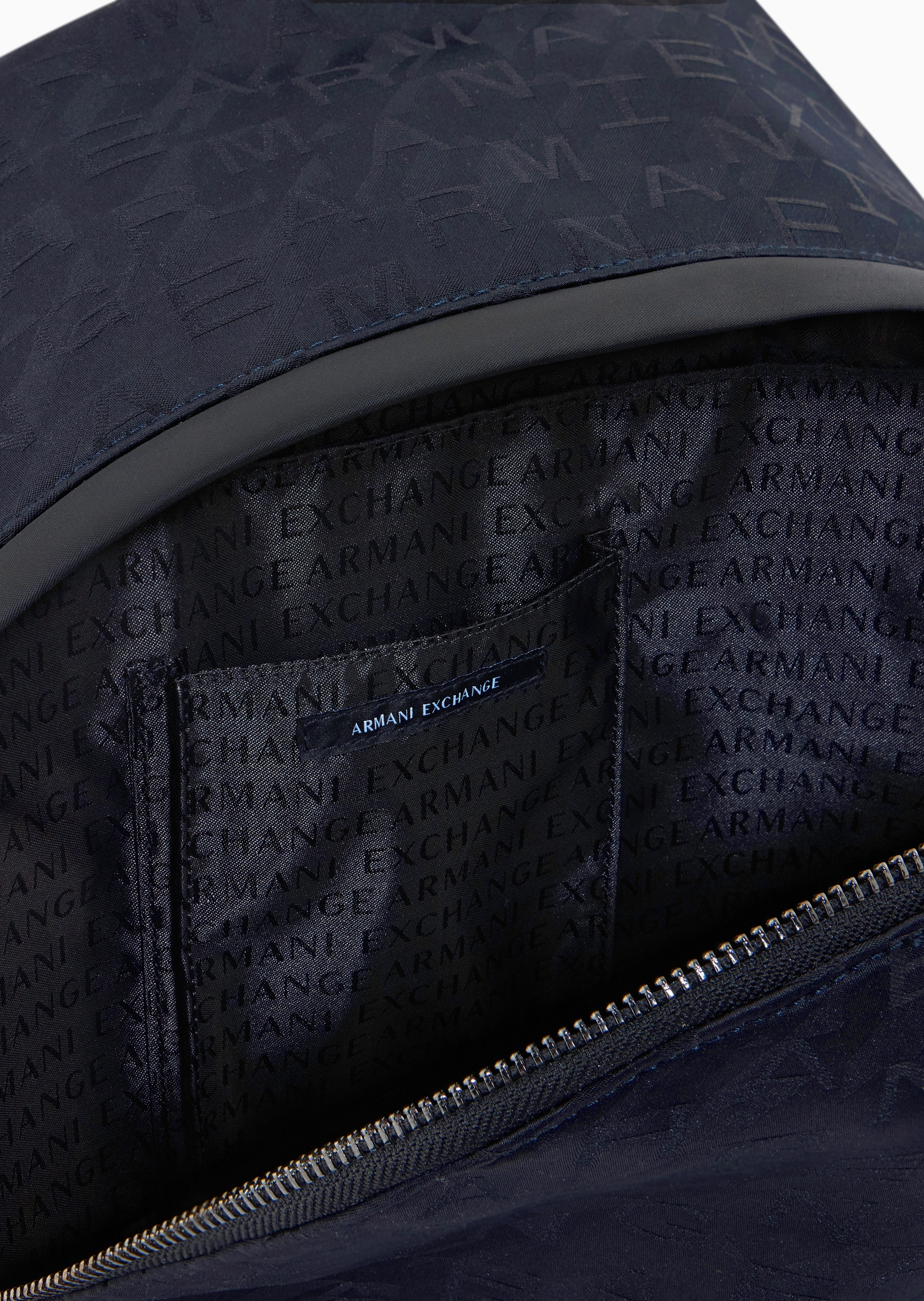 ARMANI EXCHANGE 男士拉链可调节满印休闲通勤手提双肩包