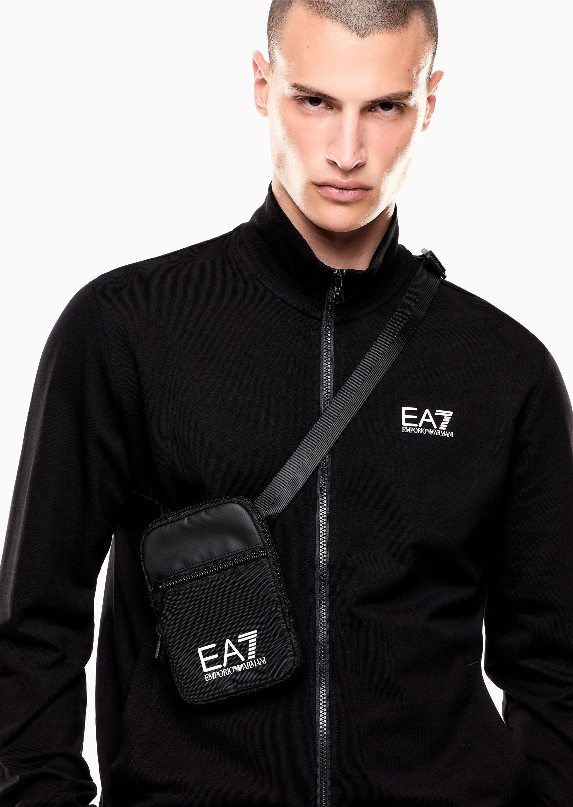 EA7 男女同款拉链长方形可调节单肩斜挎包