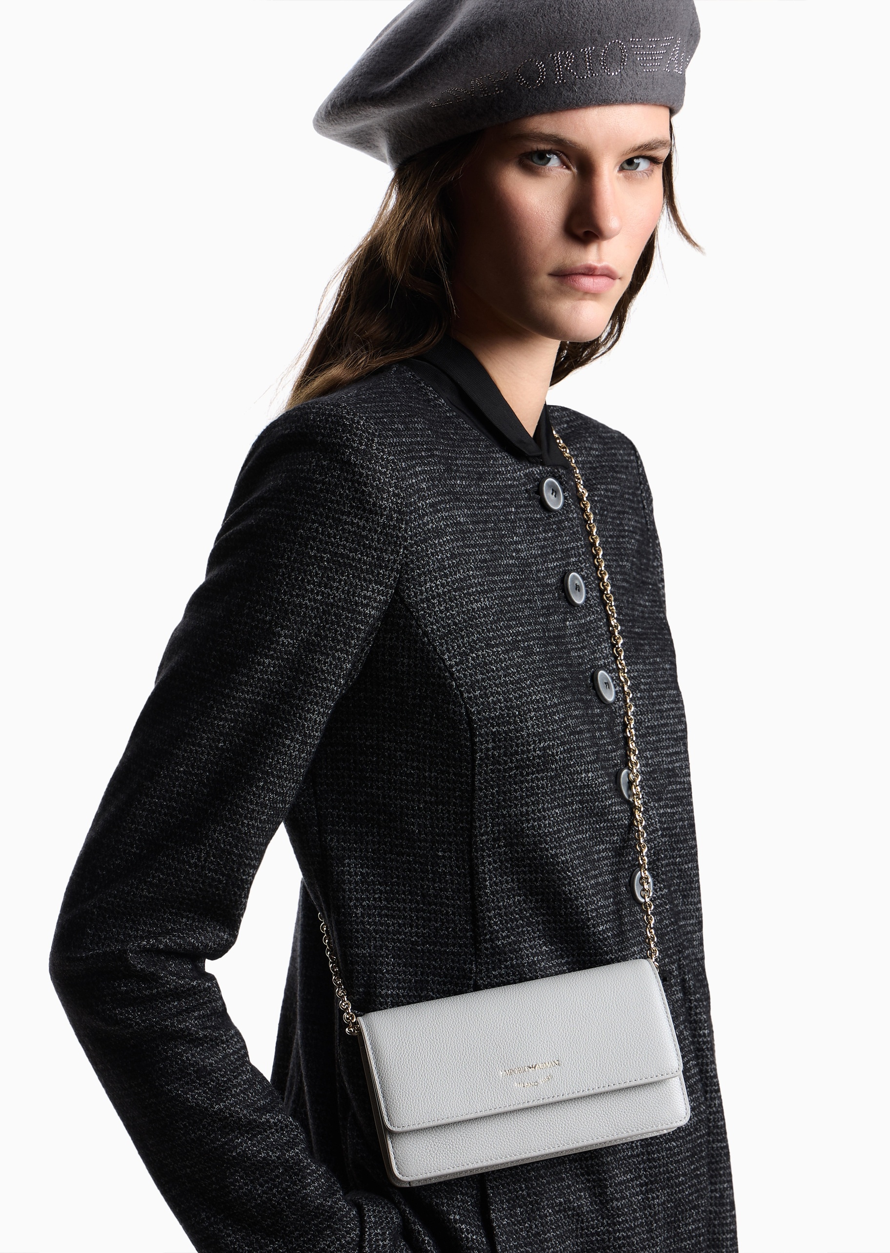 Emporio Armani 女士牛皮革翻盖横款可拆链条斜挎单肩迷你包