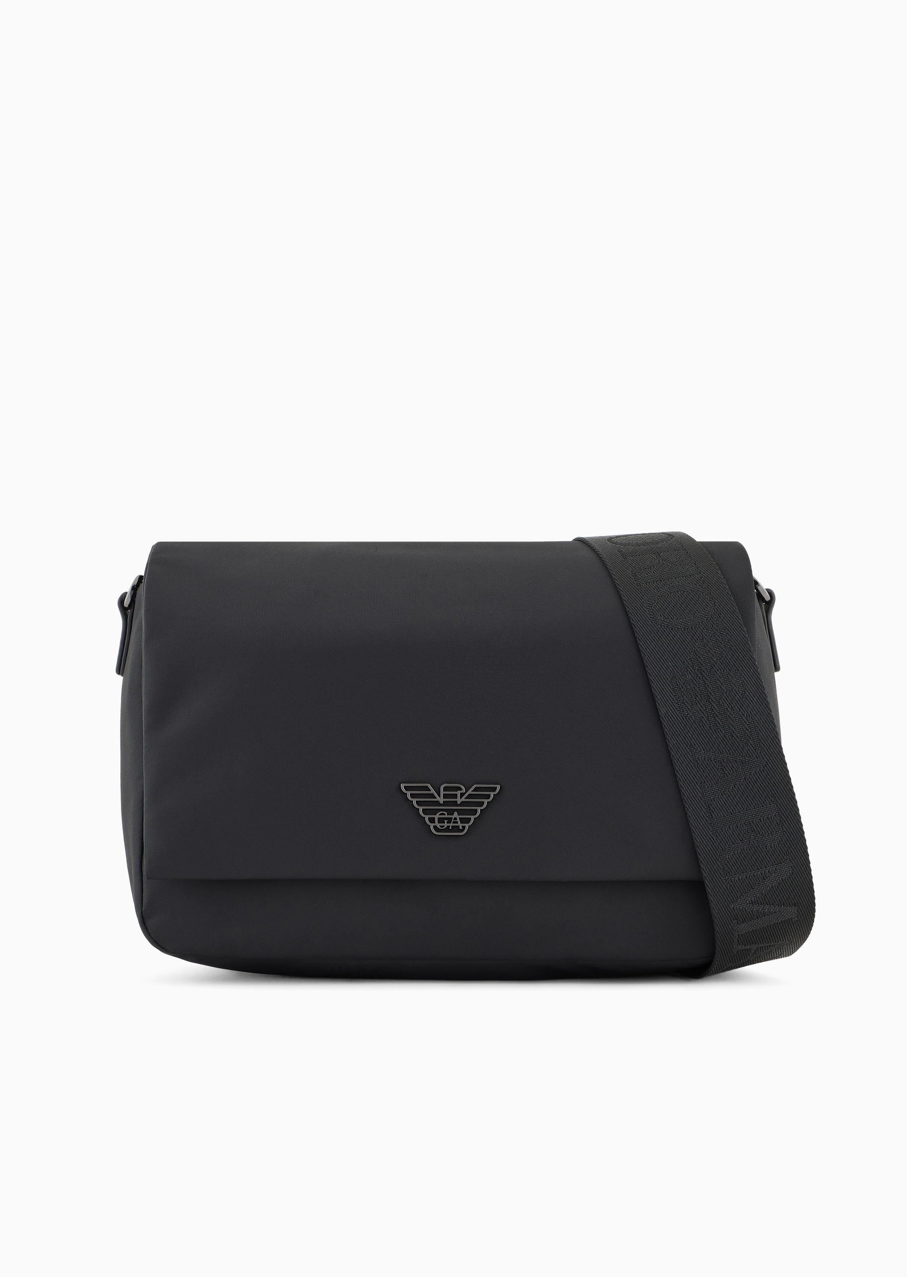 Emporio Armani 男士翻盖横款可调节肩带单肩斜挎包