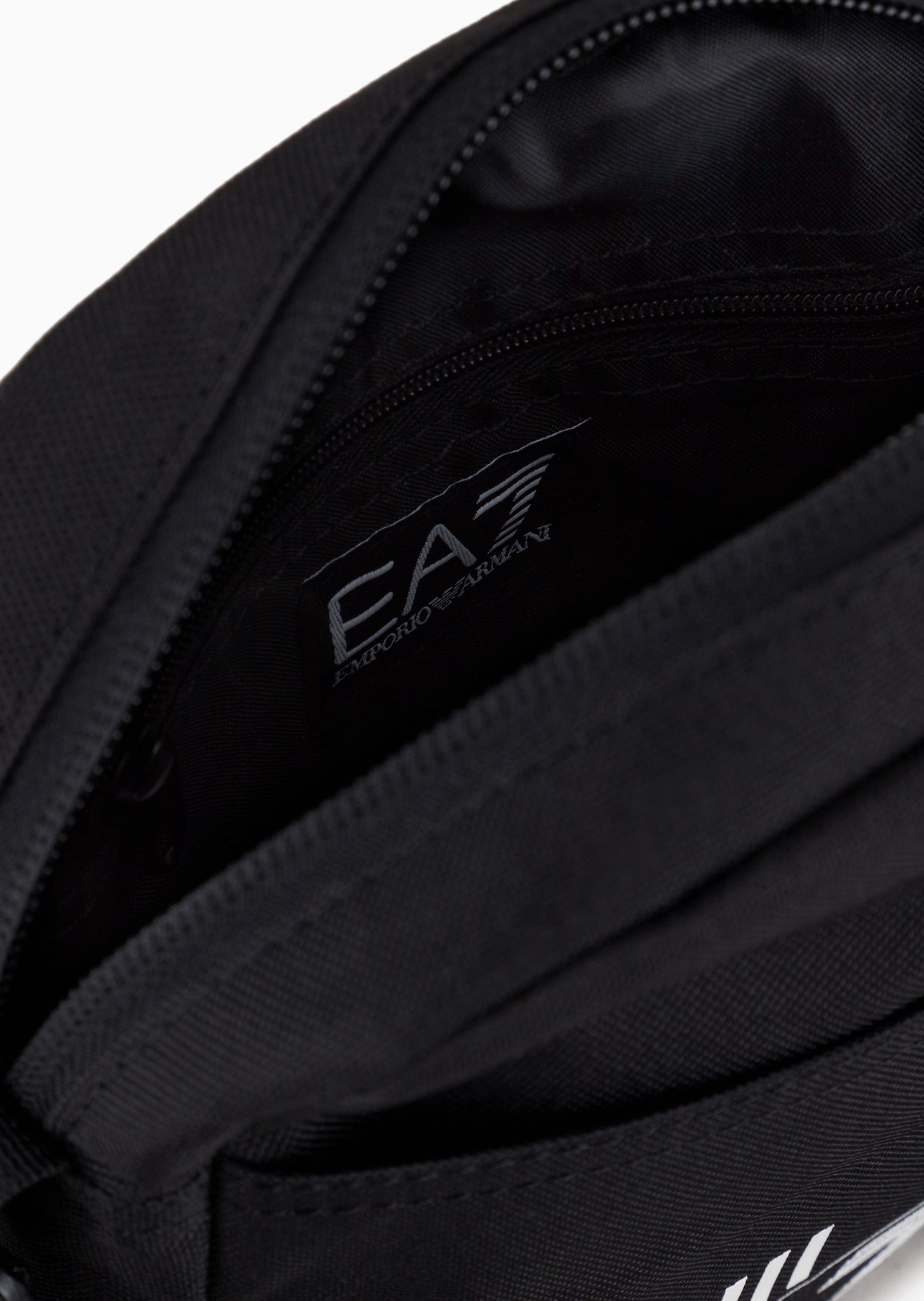 EA7 男女同款拉链方形可调节健身单肩斜挎包