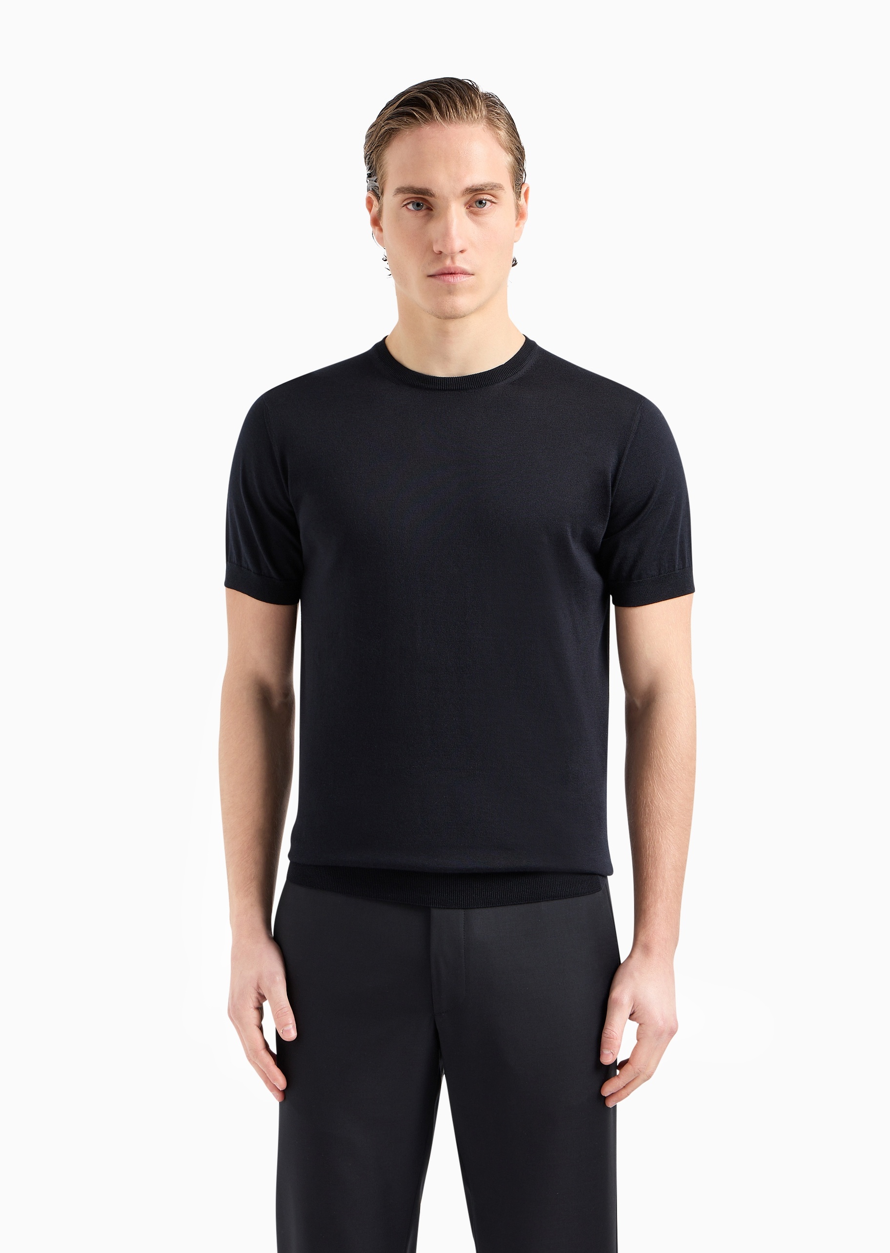 Giorgio Armani 男士桑蚕丝合身短袖圆领纯色简约针织T恤