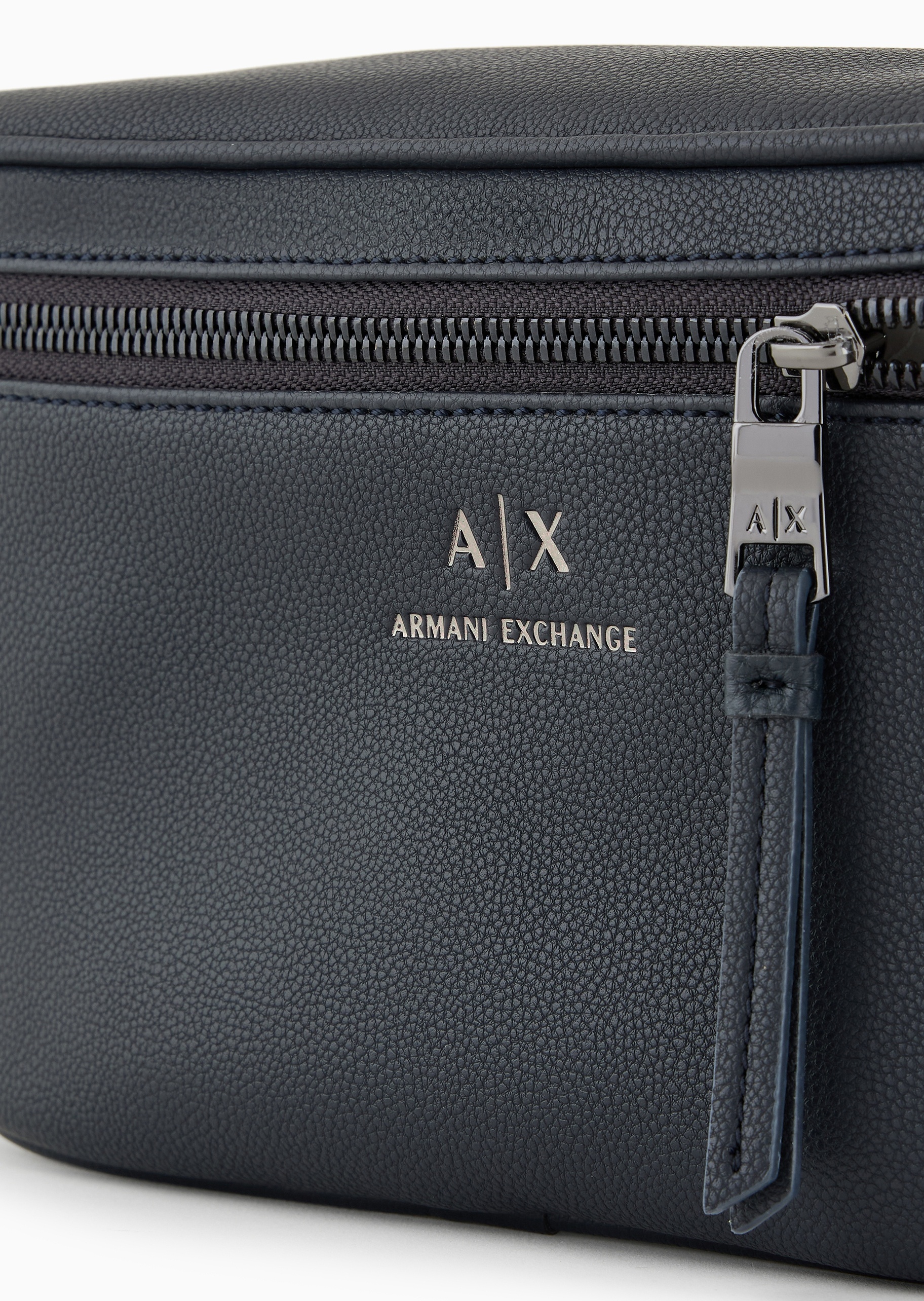 ARMANI EXCHANGE 男士拉链可调节插扣袢带斜挎腰包