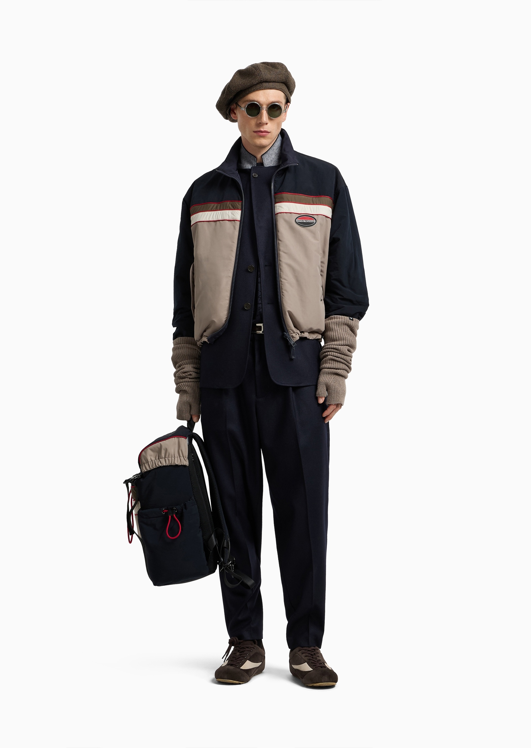 Emporio Armani 男士莱赛尔合身短袖圆领植绒老花T恤