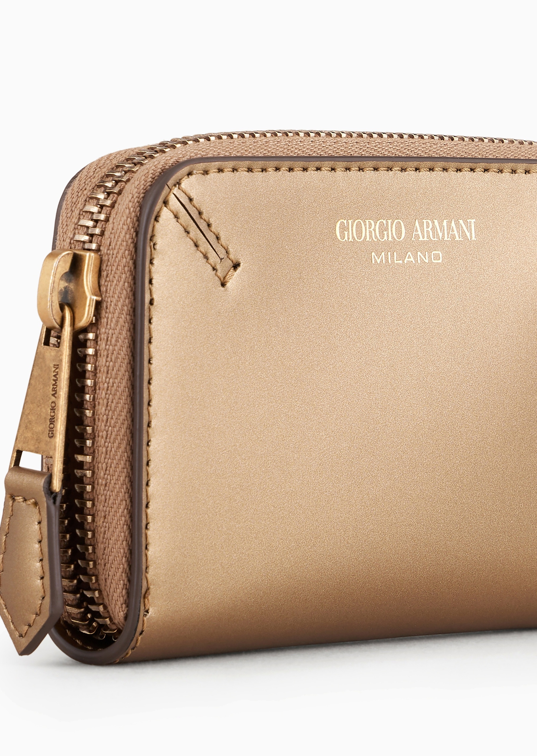 Giorgio Armani 女士犊牛皮革拉链长方形手拿迷你包