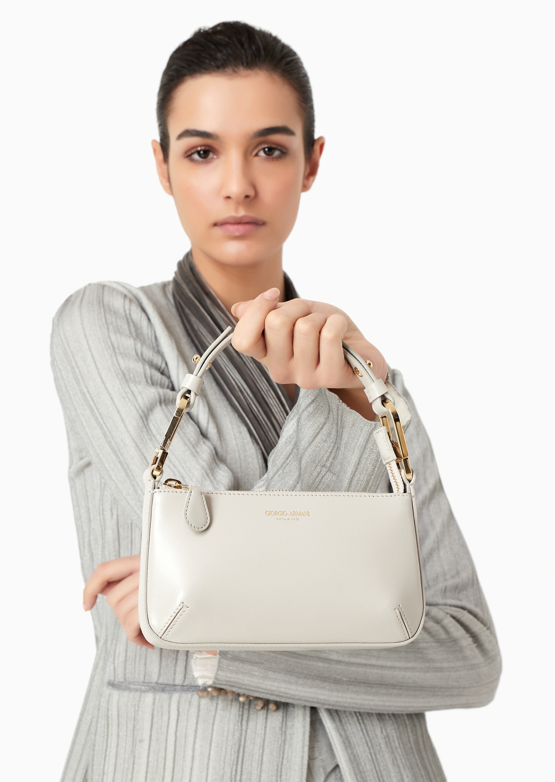 Giorgio Armani 女士牛皮革迷你拉链可调节手提单肩斜挎包