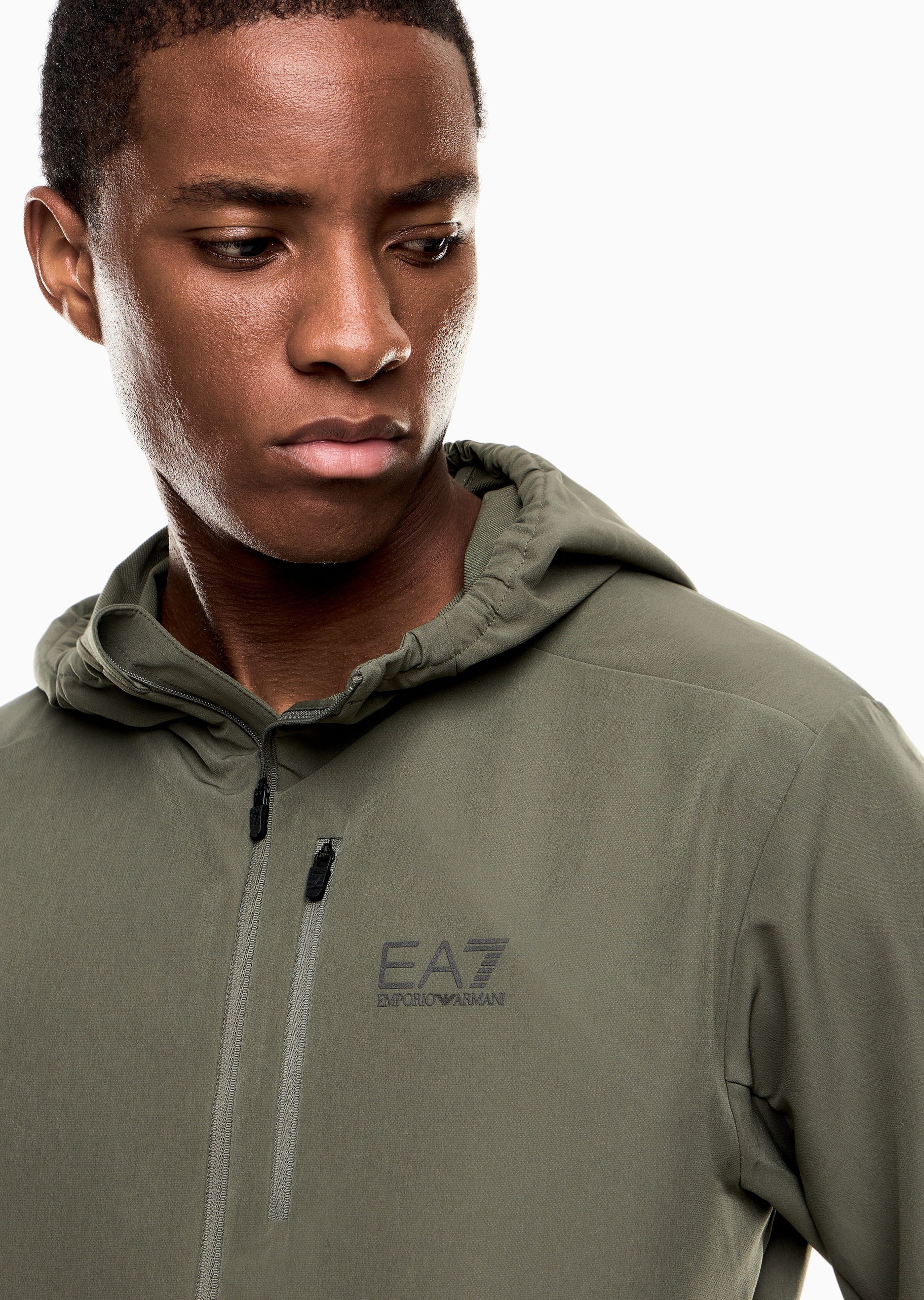 EA7 男士连帽拉链机能风教练夹克外套