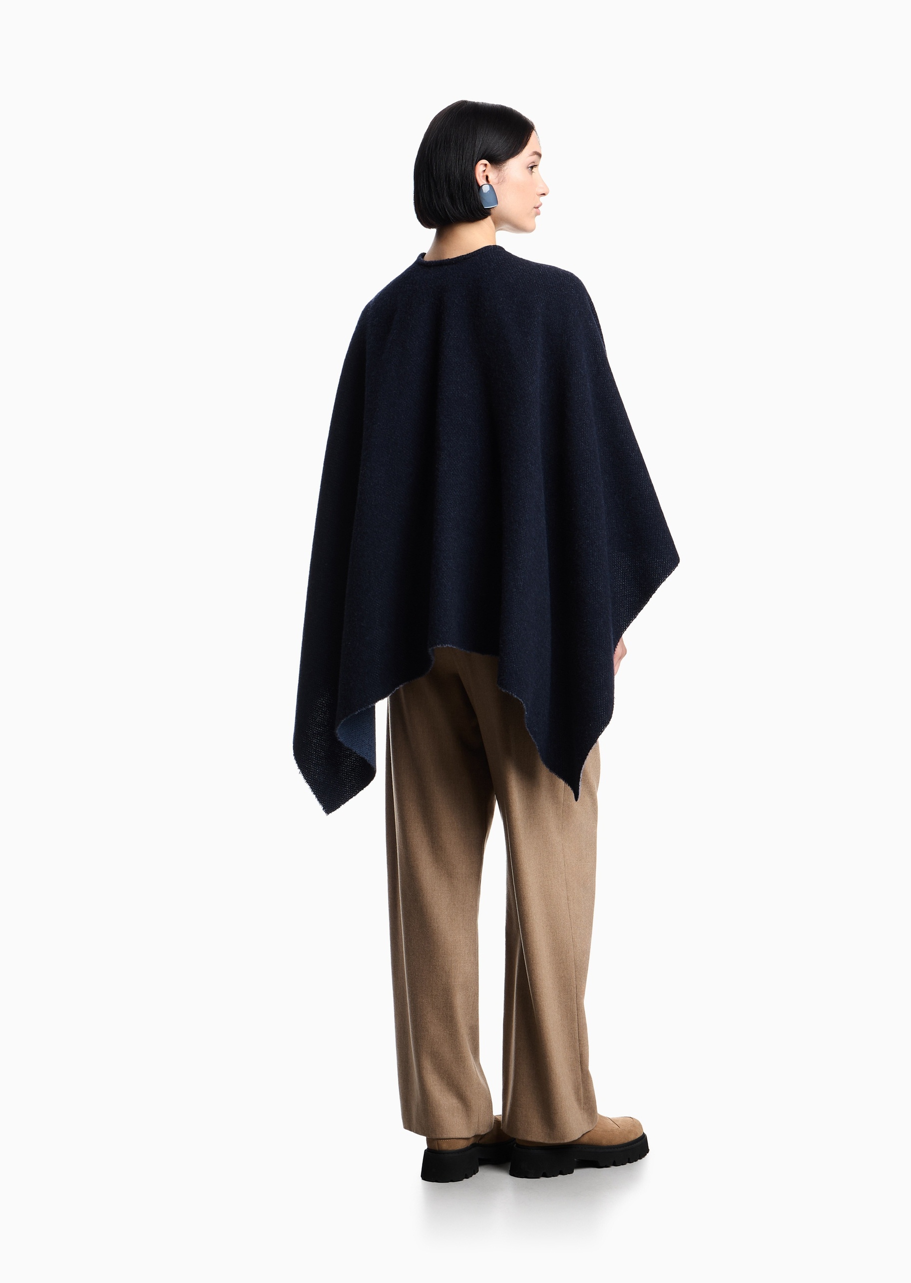 Emporio Armani 女士绵羊毛撞色保暖双面两用斗篷