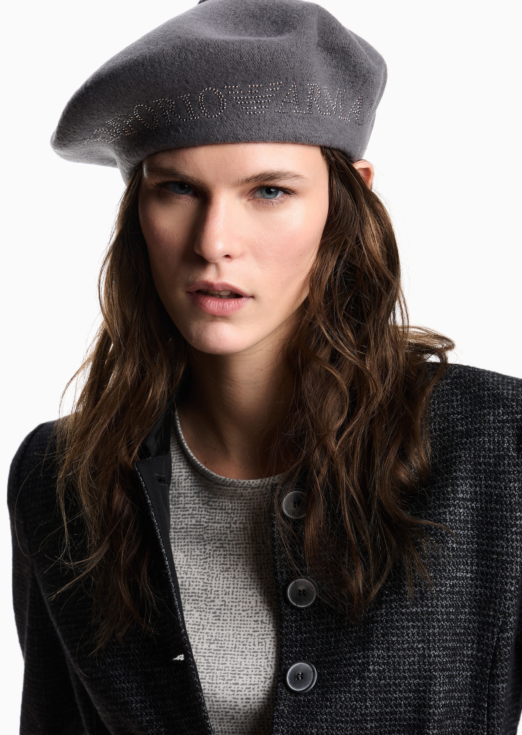 Emporio Armani 女士全绵羊毛铆钉休闲时尚贝雷帽
